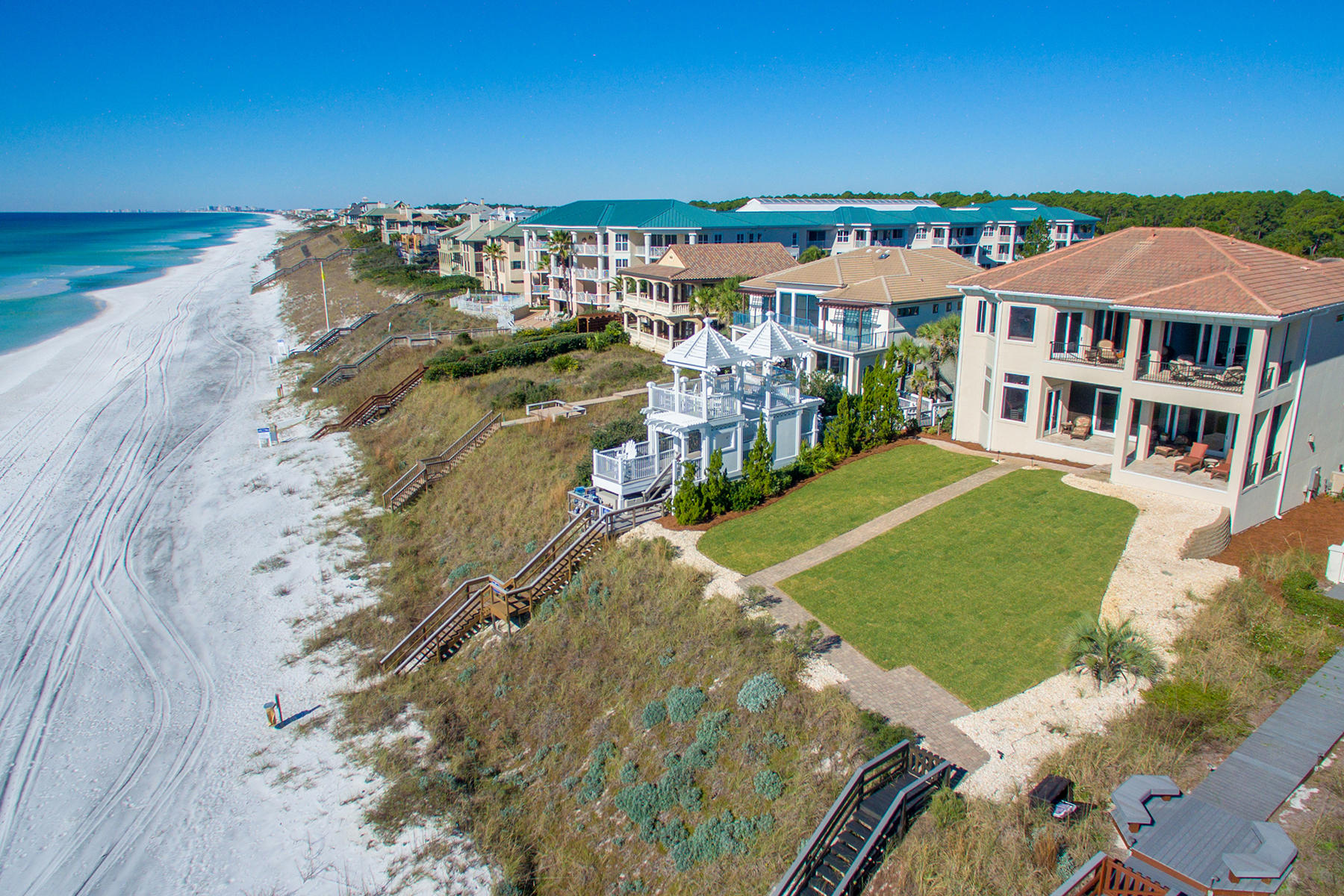 VILLAGE OF WHITE CLIFFS THE - Residential