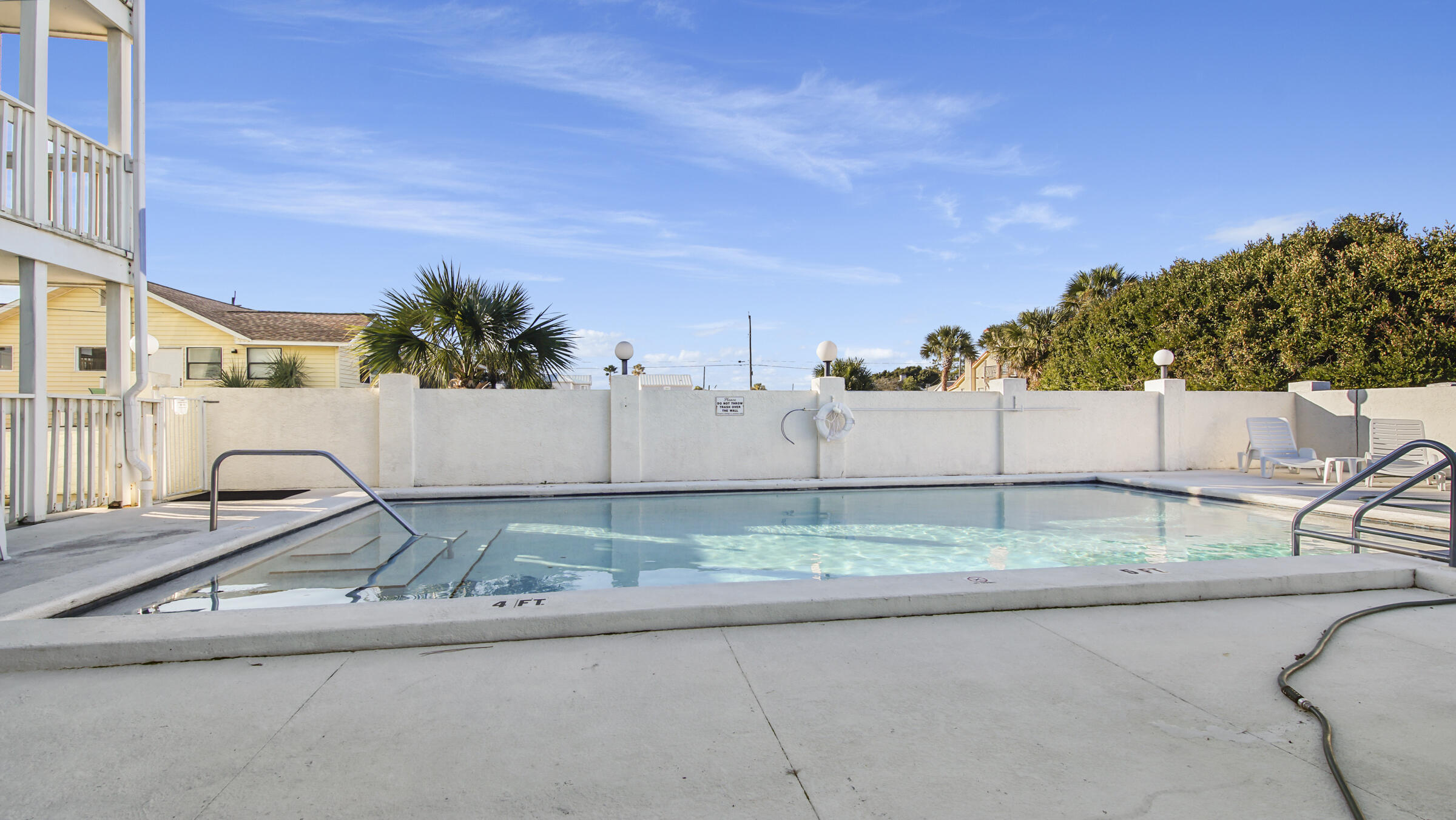 EMERALD SHORES - Residential