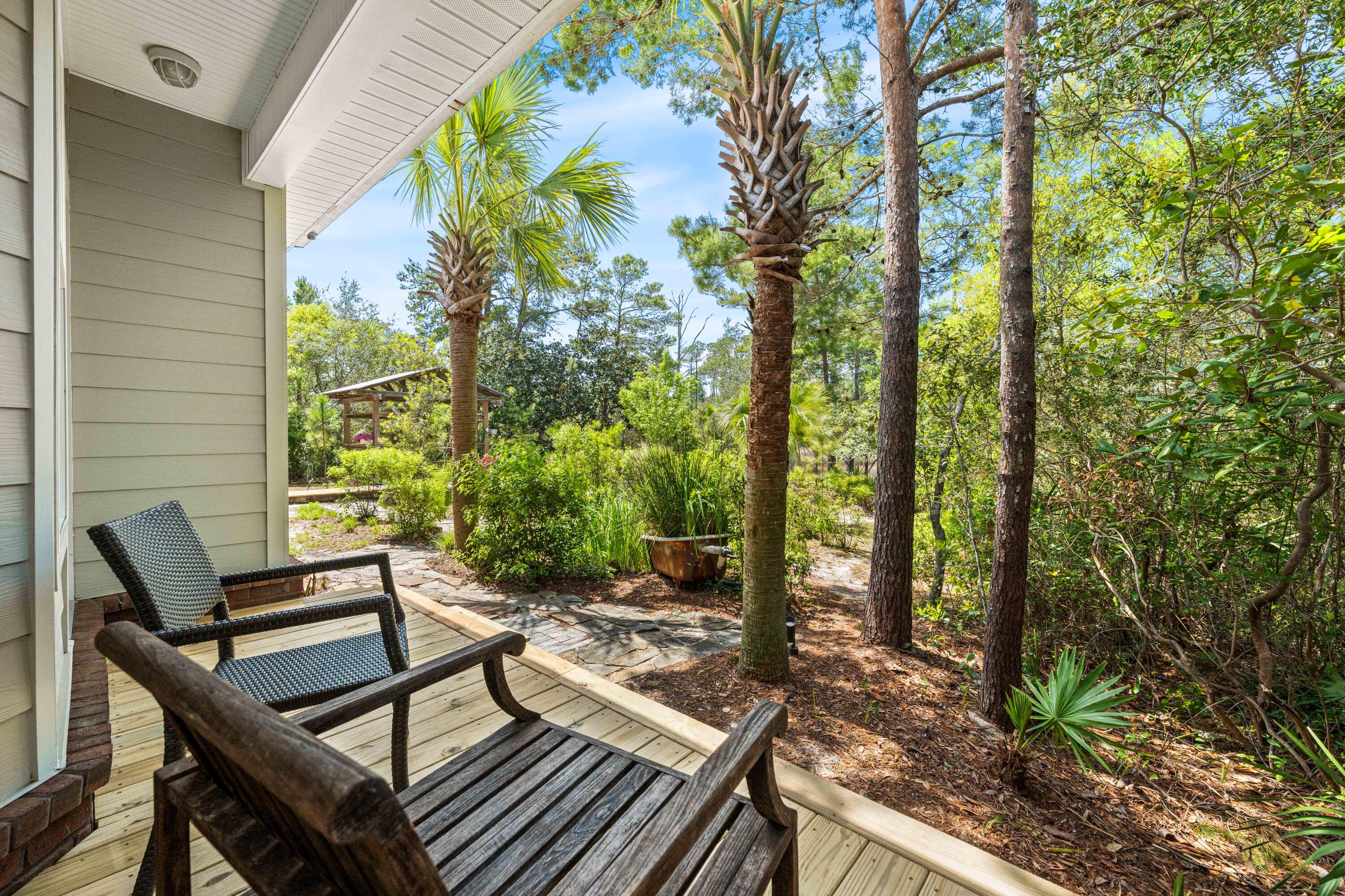 BAYOU POINT - Residential
