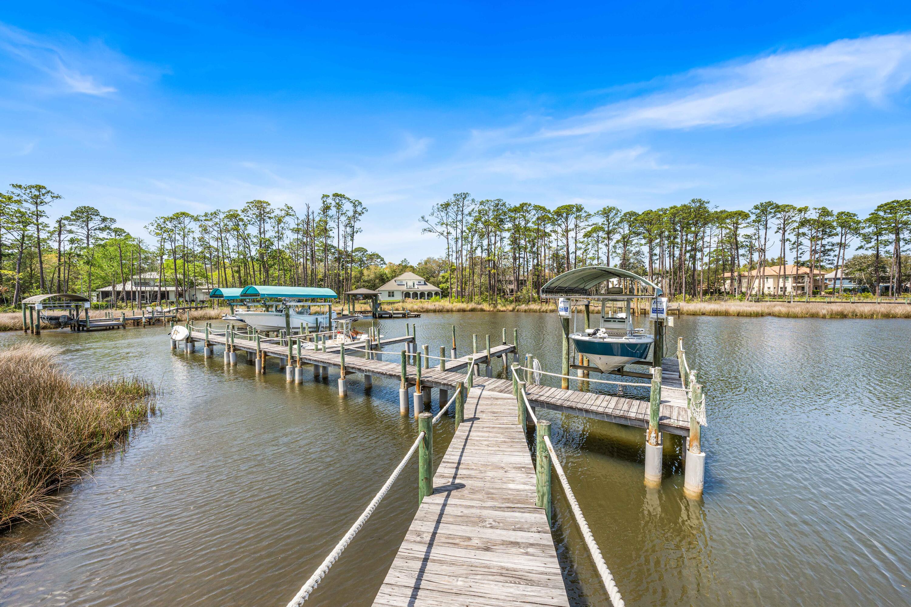 BAYOU POINT - Residential