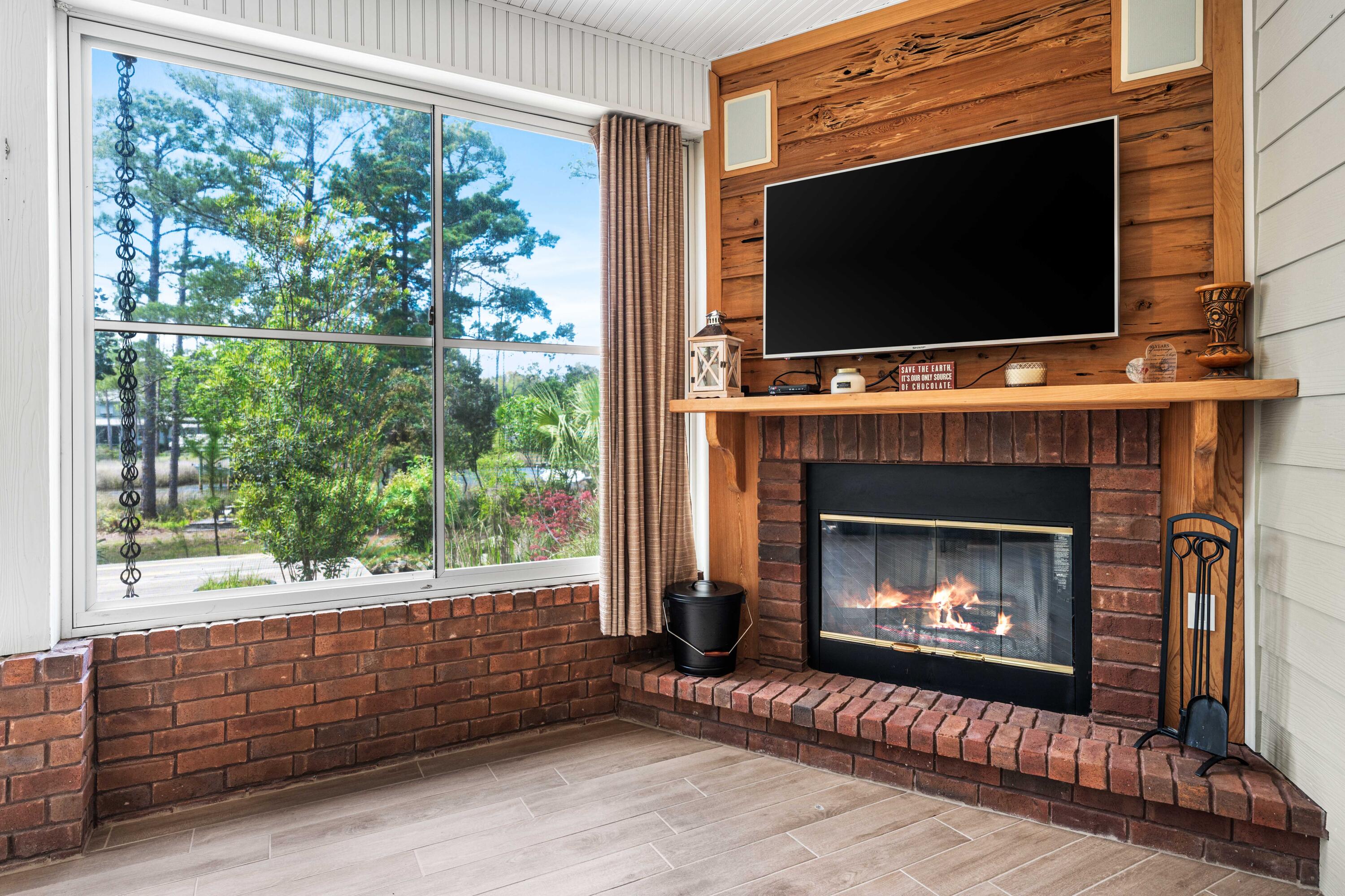 BAYOU POINT - Residential