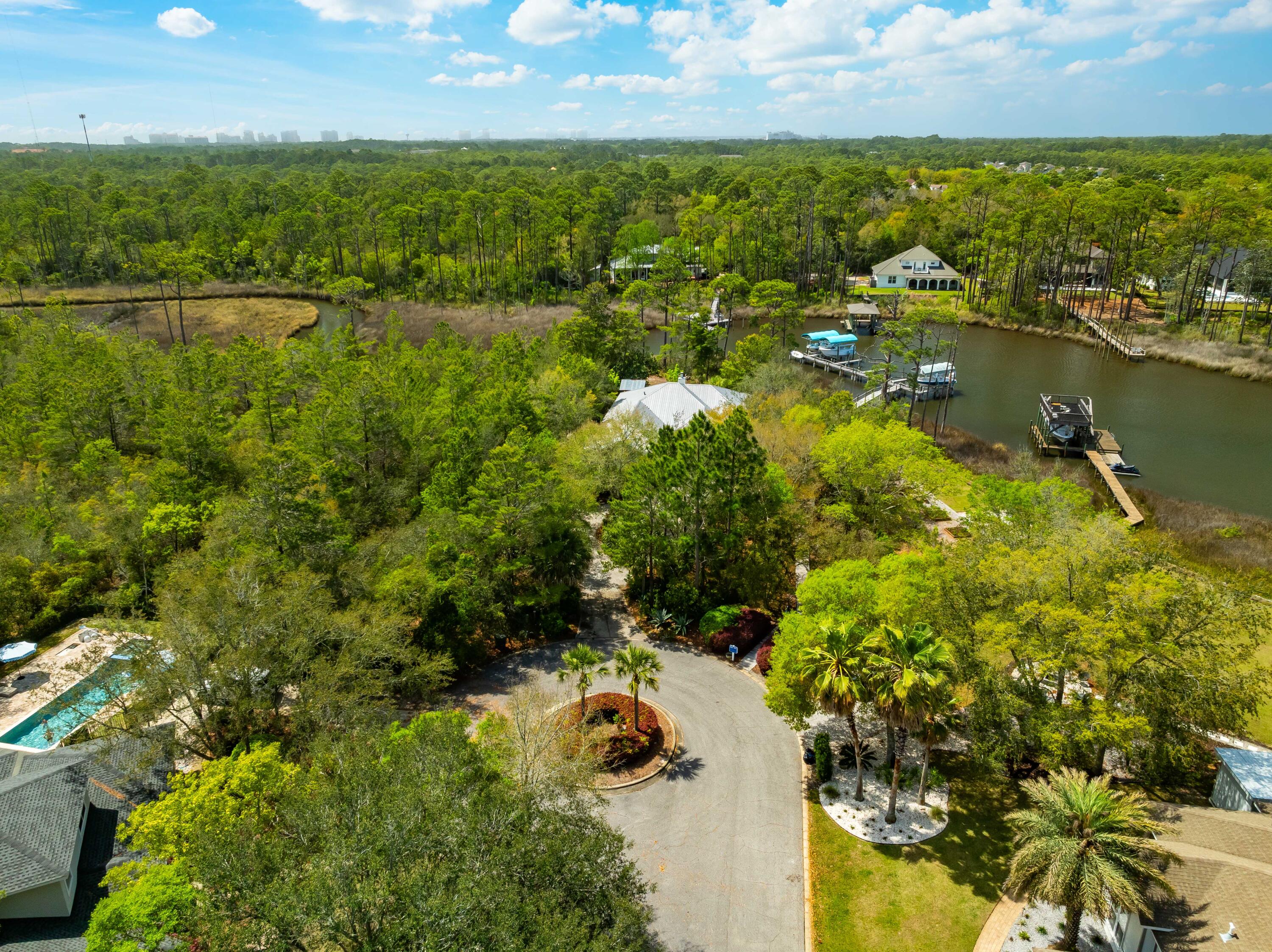 BAYOU POINT - Residential