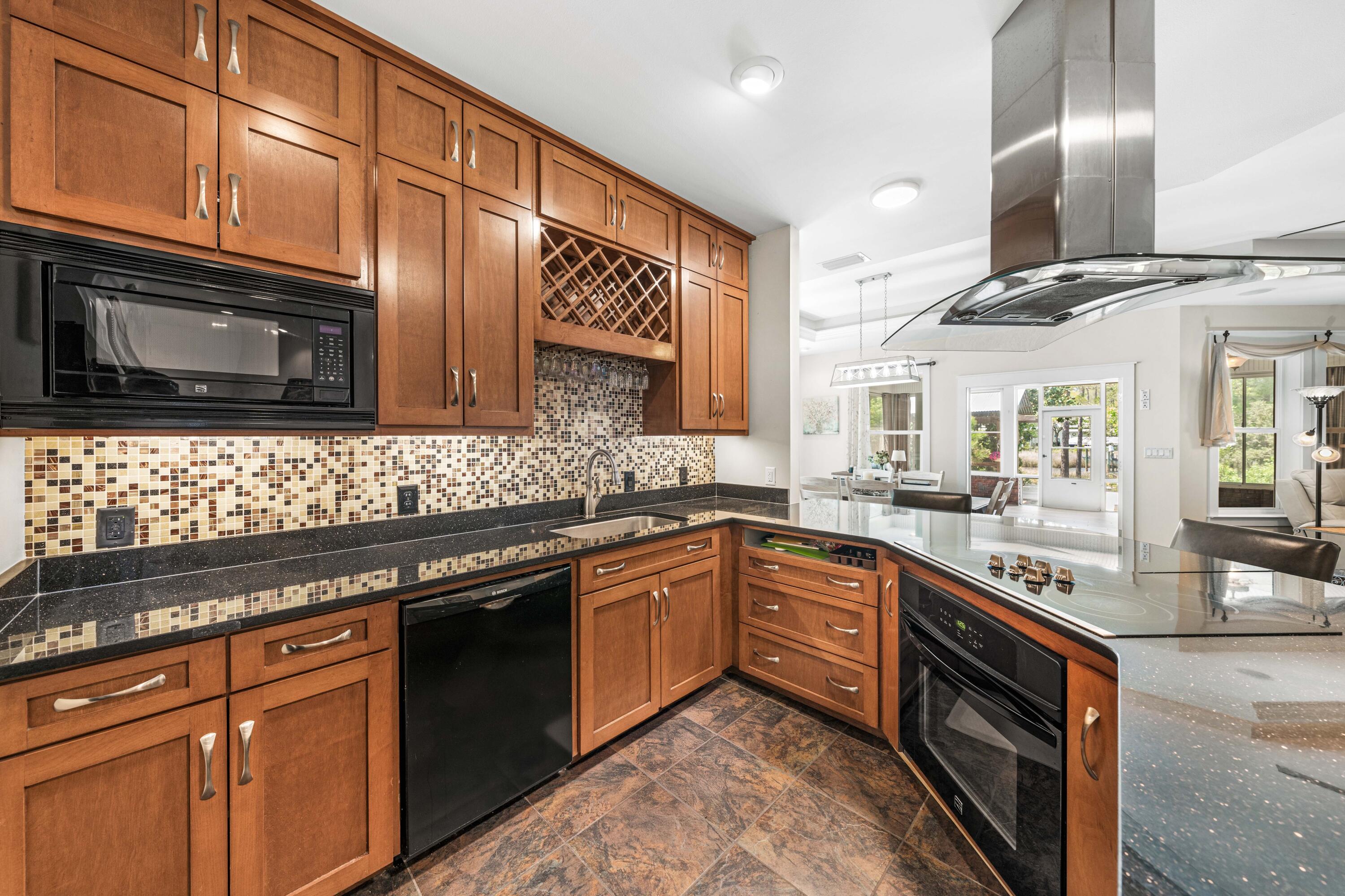 BAYOU POINT - Residential