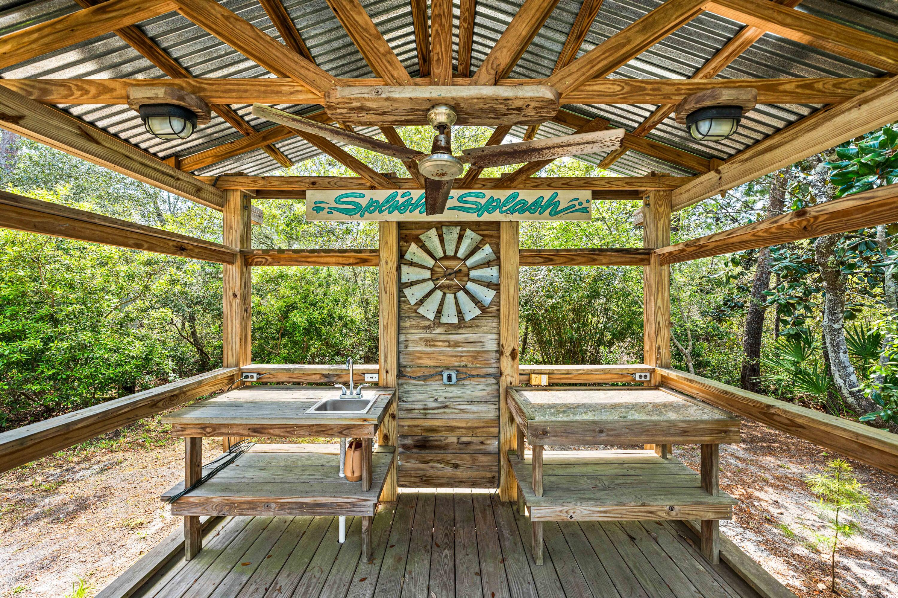 BAYOU POINT - Residential