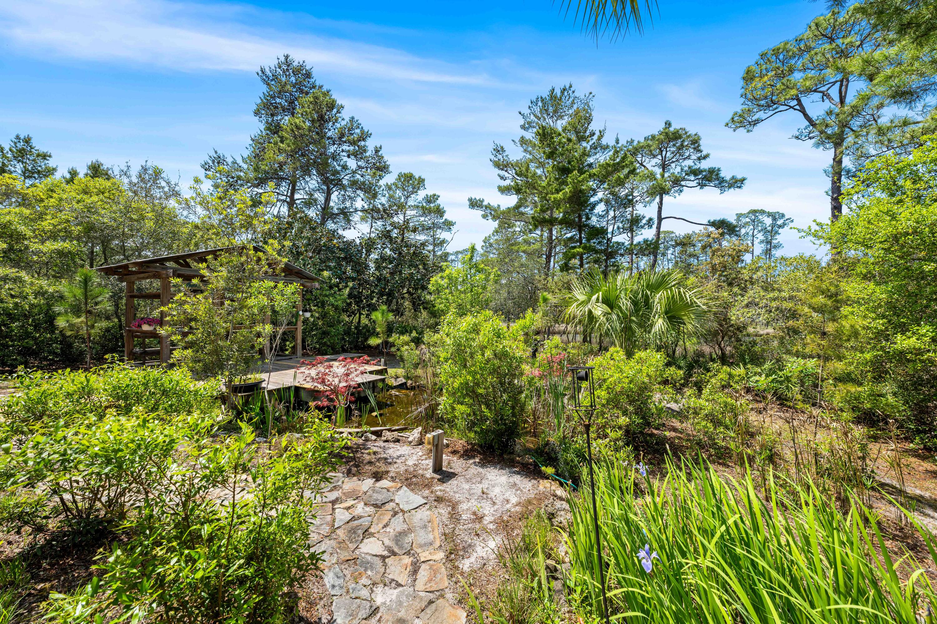 BAYOU POINT - Residential