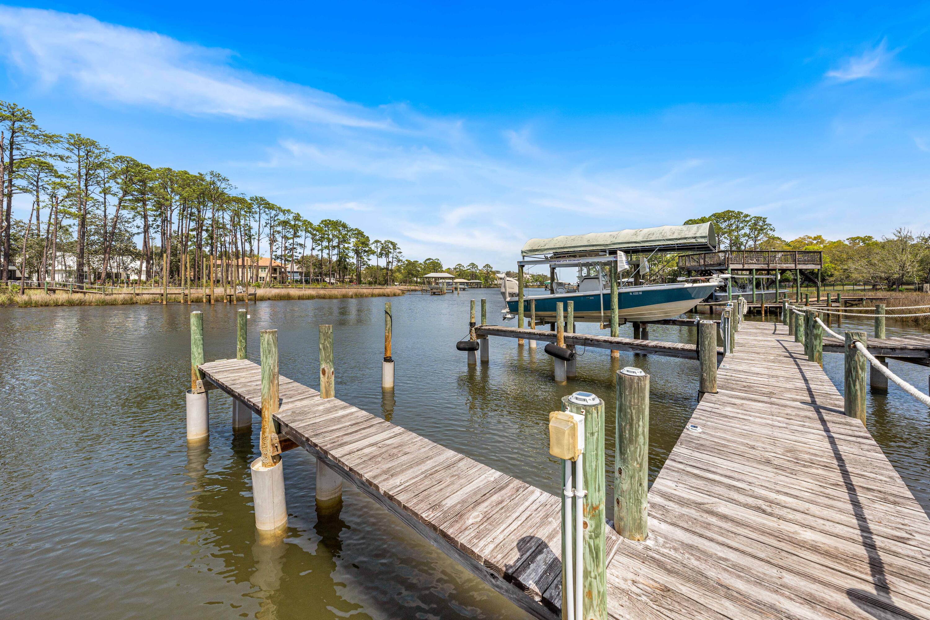 BAYOU POINT - Residential