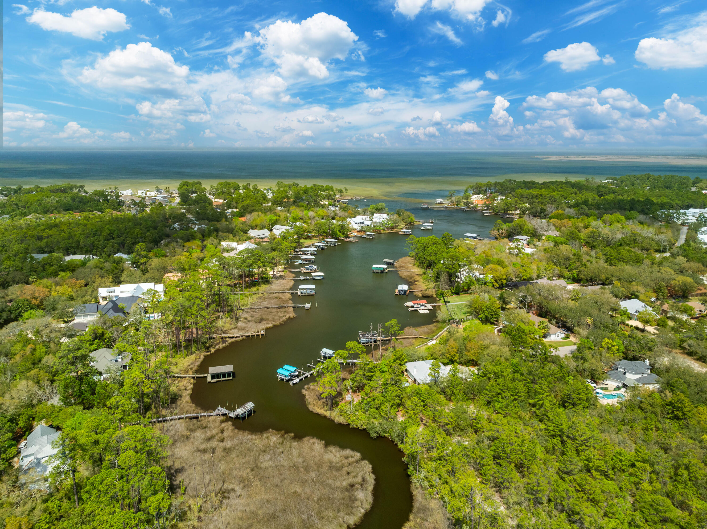 BAYOU POINT - Residential