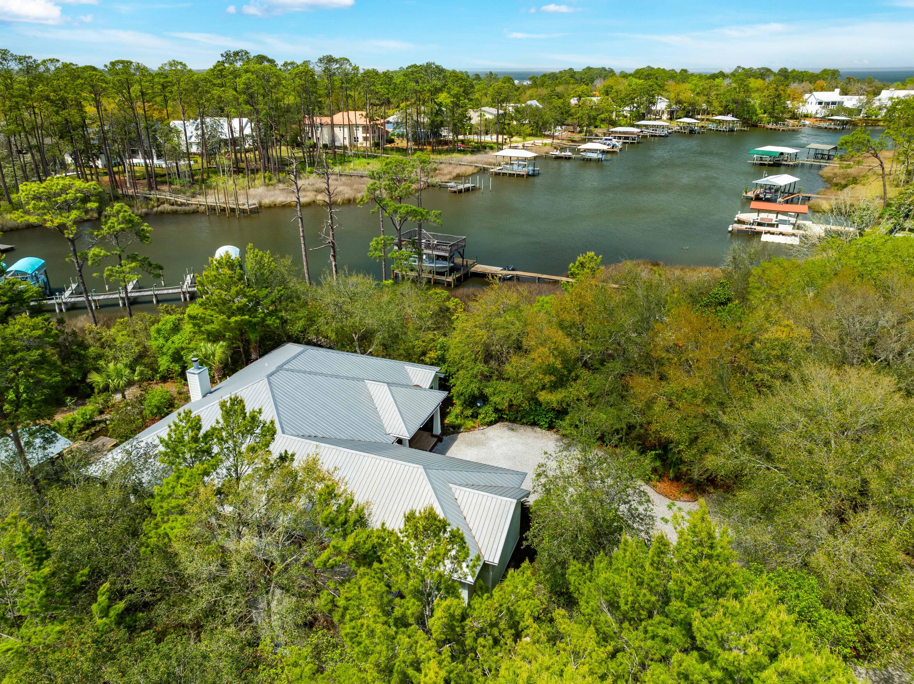 BAYOU POINT - Residential