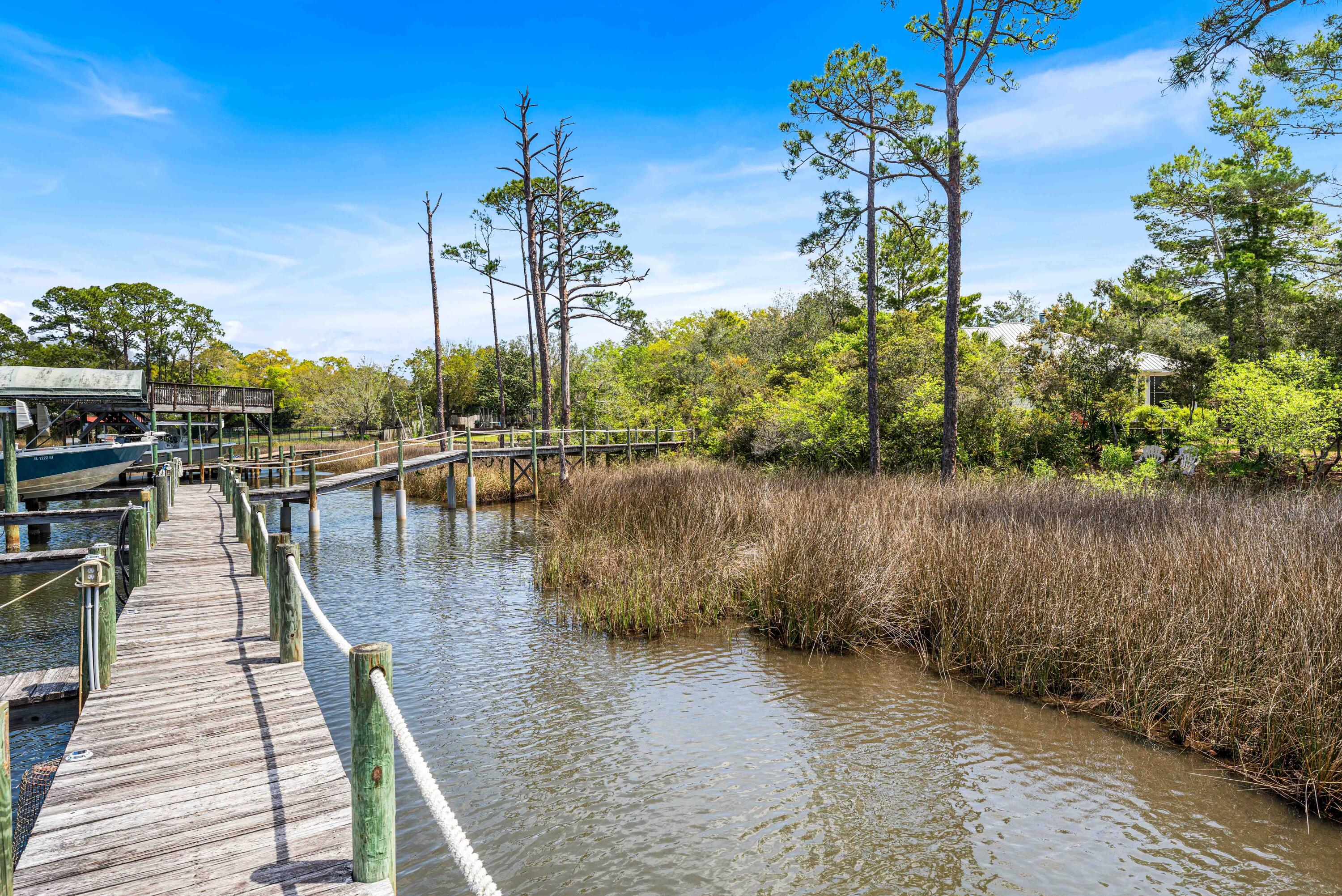 BAYOU POINT - Residential