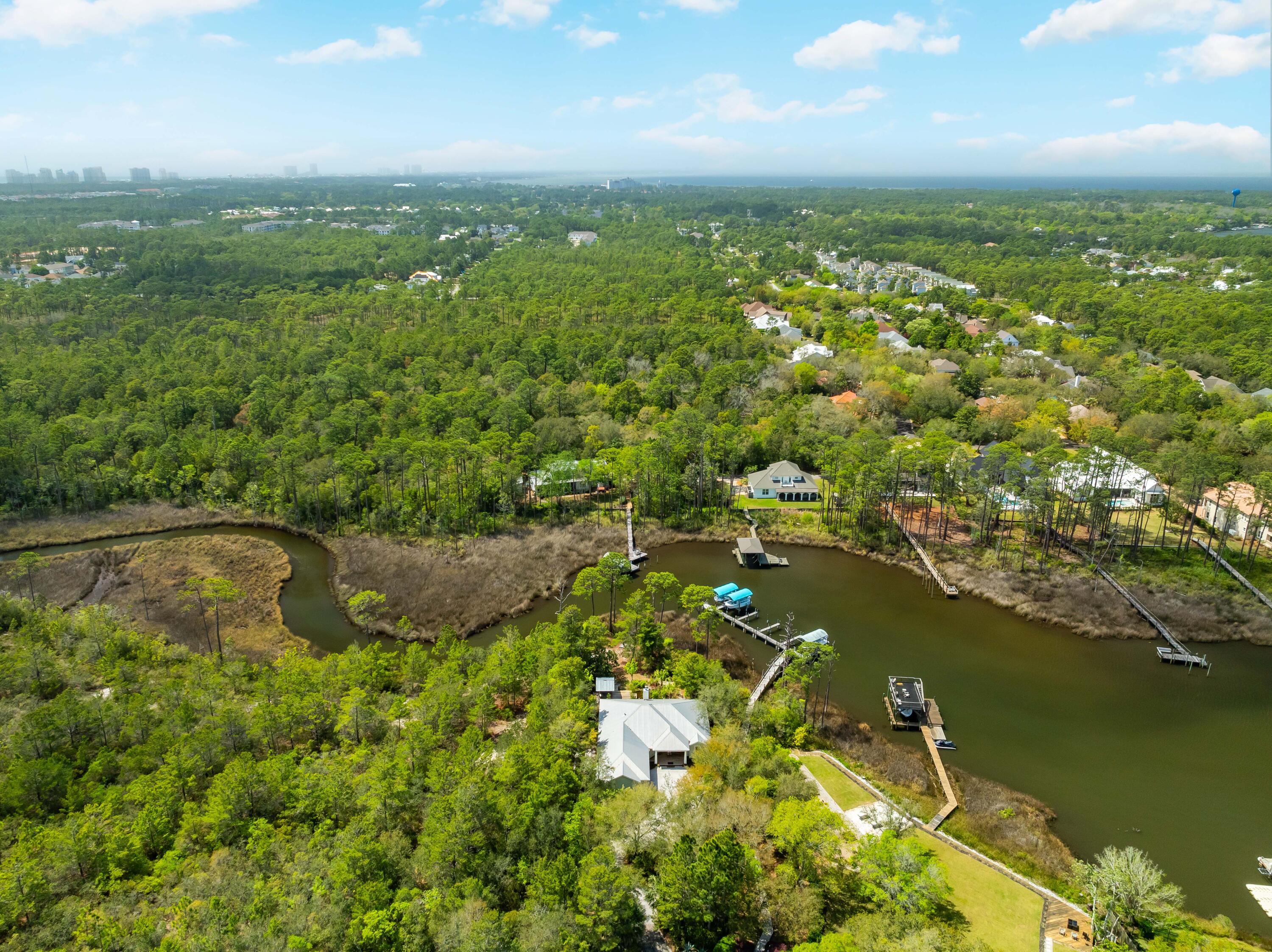 BAYOU POINT - Residential