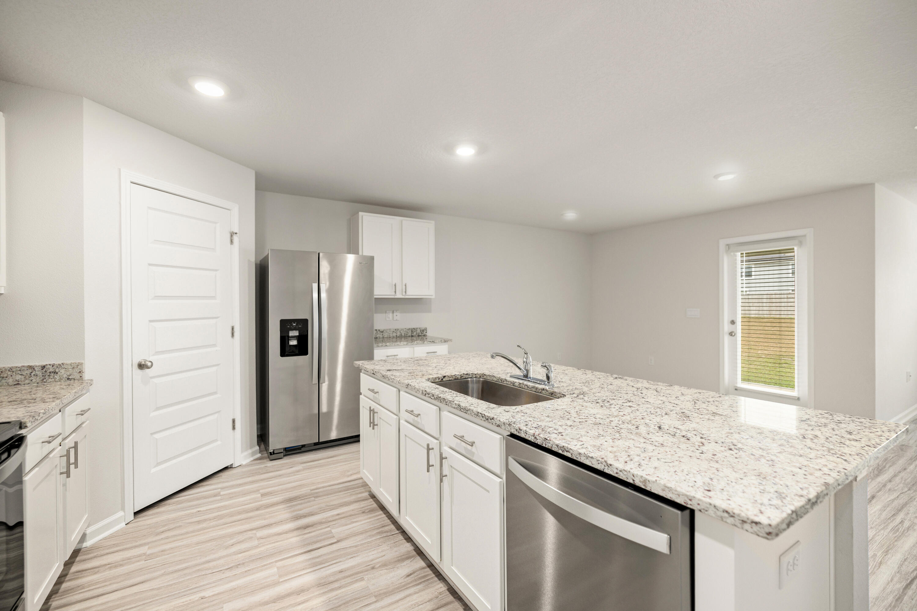 SHOAL RIVER LANDING - Residential Lease