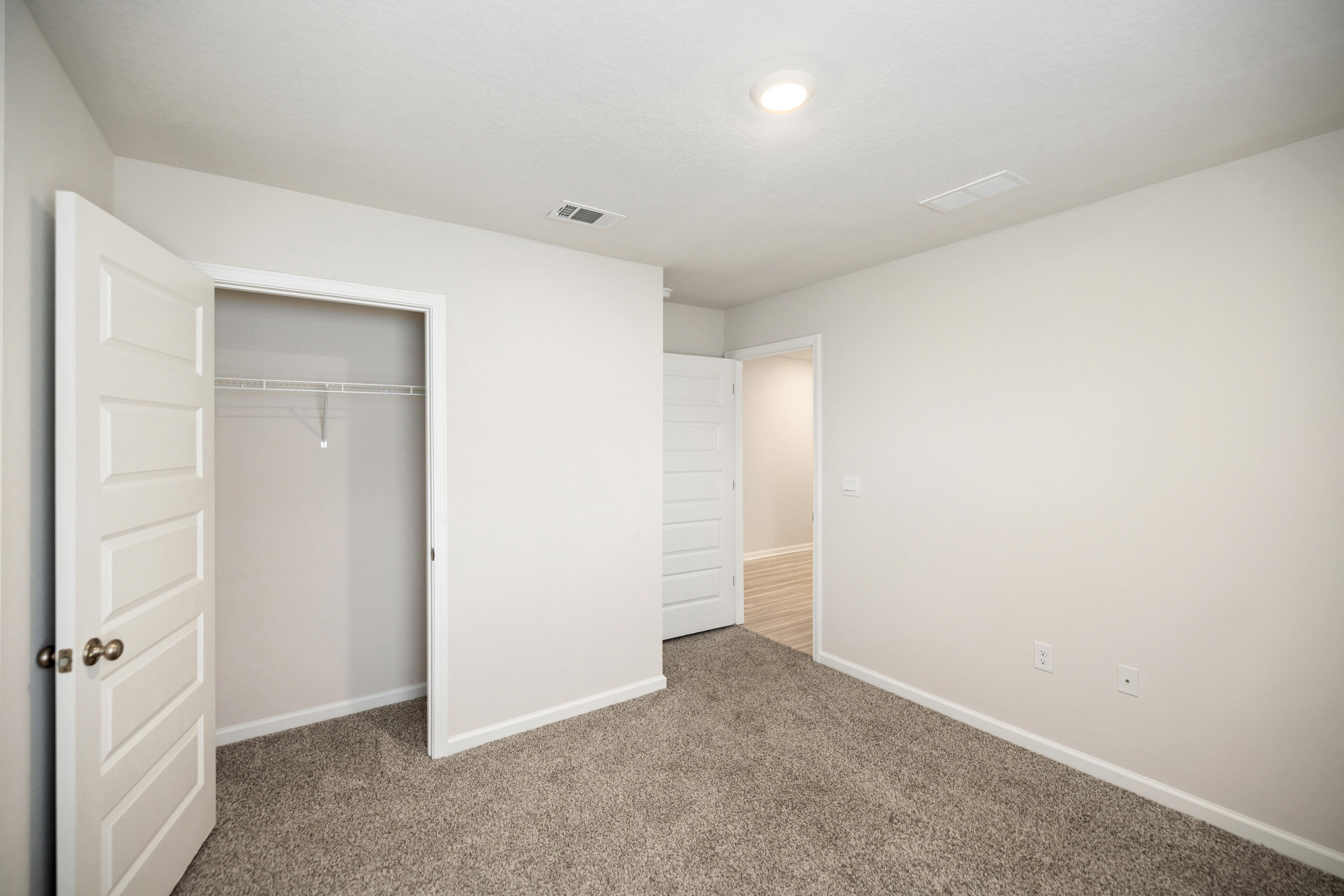 SHOAL RIVER LANDING - Residential Lease