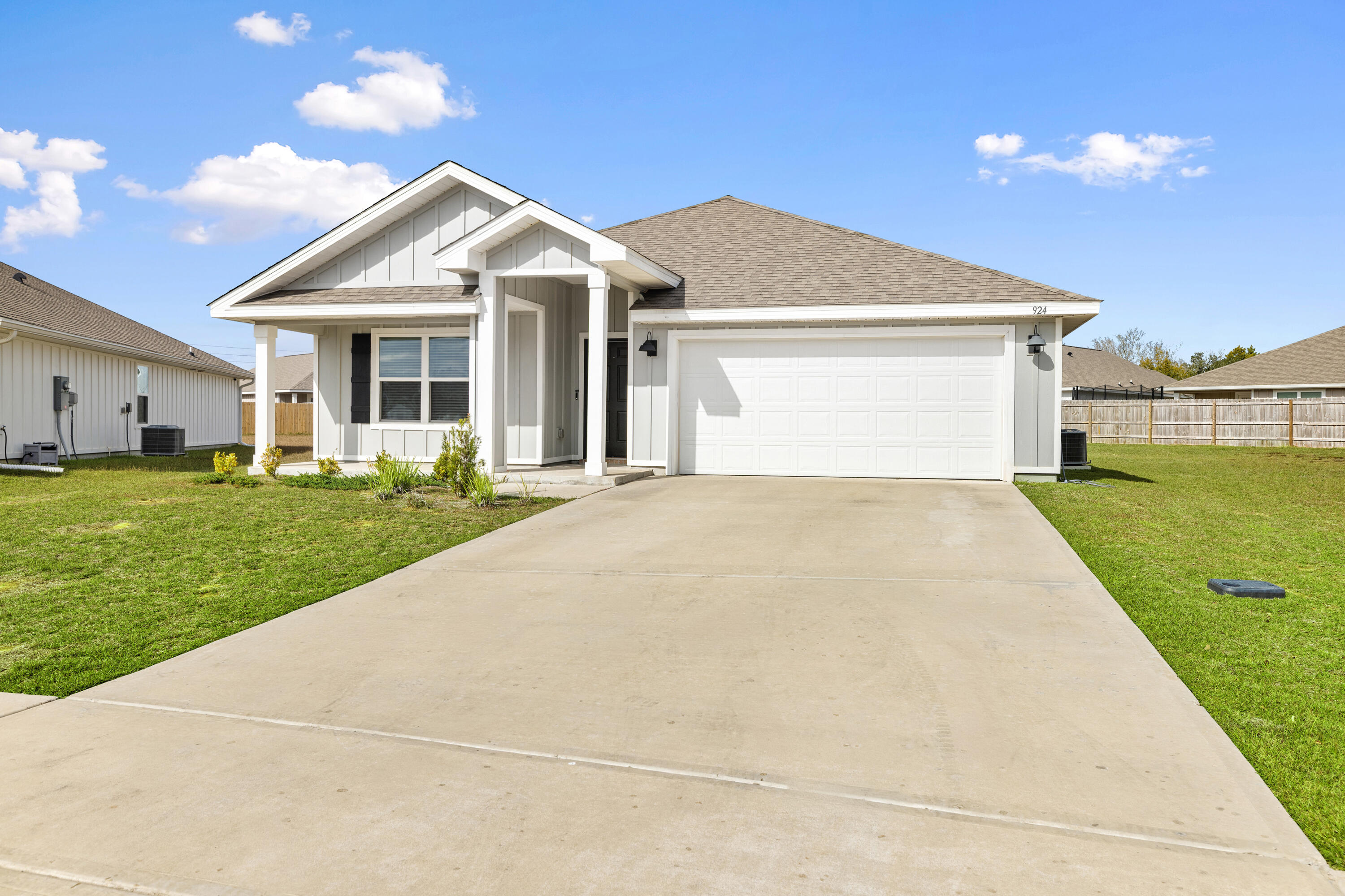 SHOAL RIVER LANDING - Residential Lease