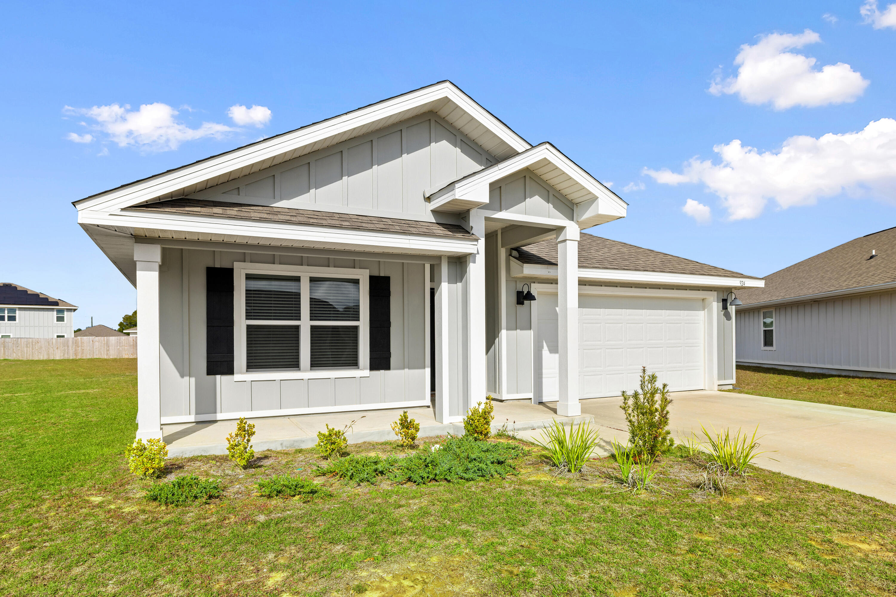 SHOAL RIVER LANDING - Residential Lease