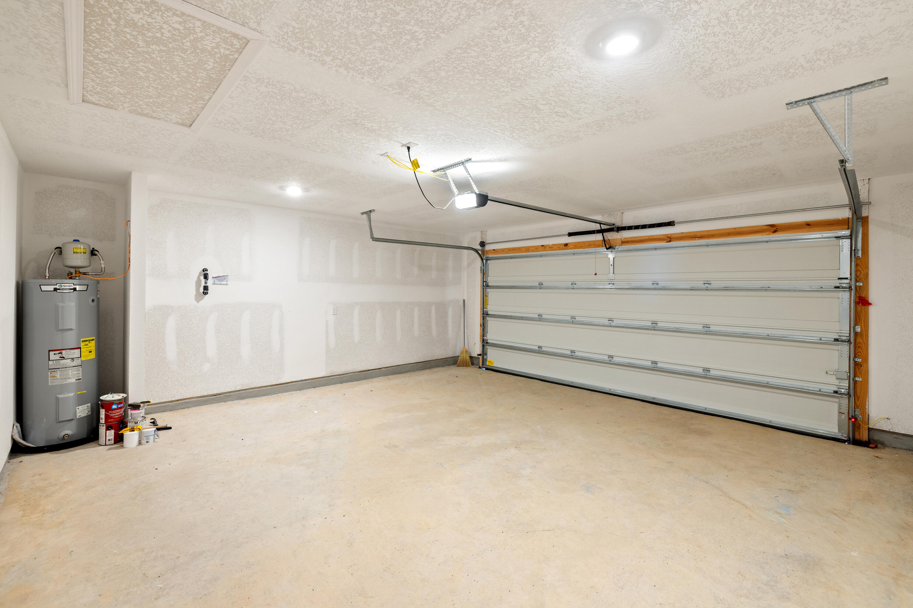 SHOAL RIVER LANDING - Residential Lease