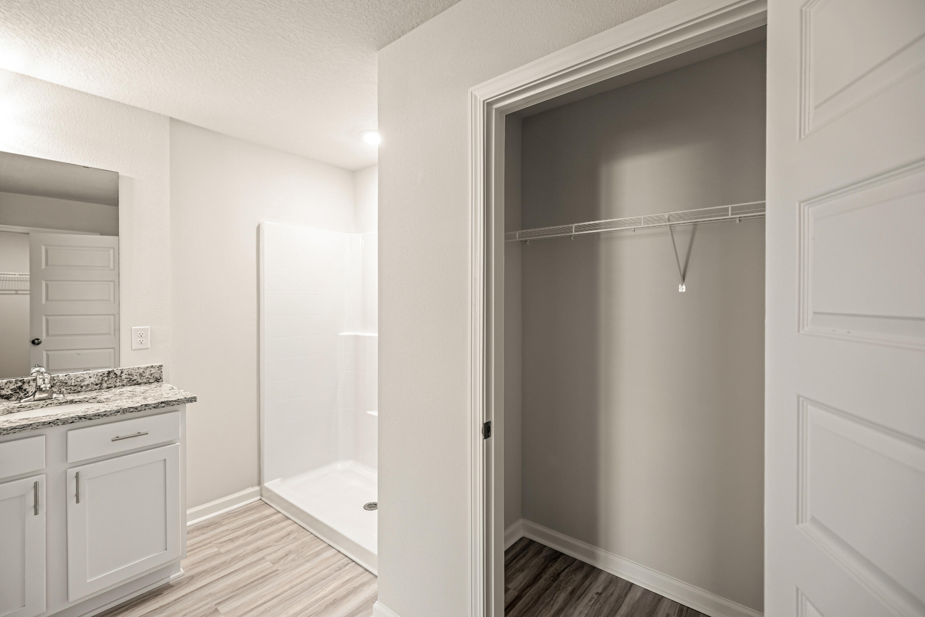 SHOAL RIVER LANDING - Residential Lease