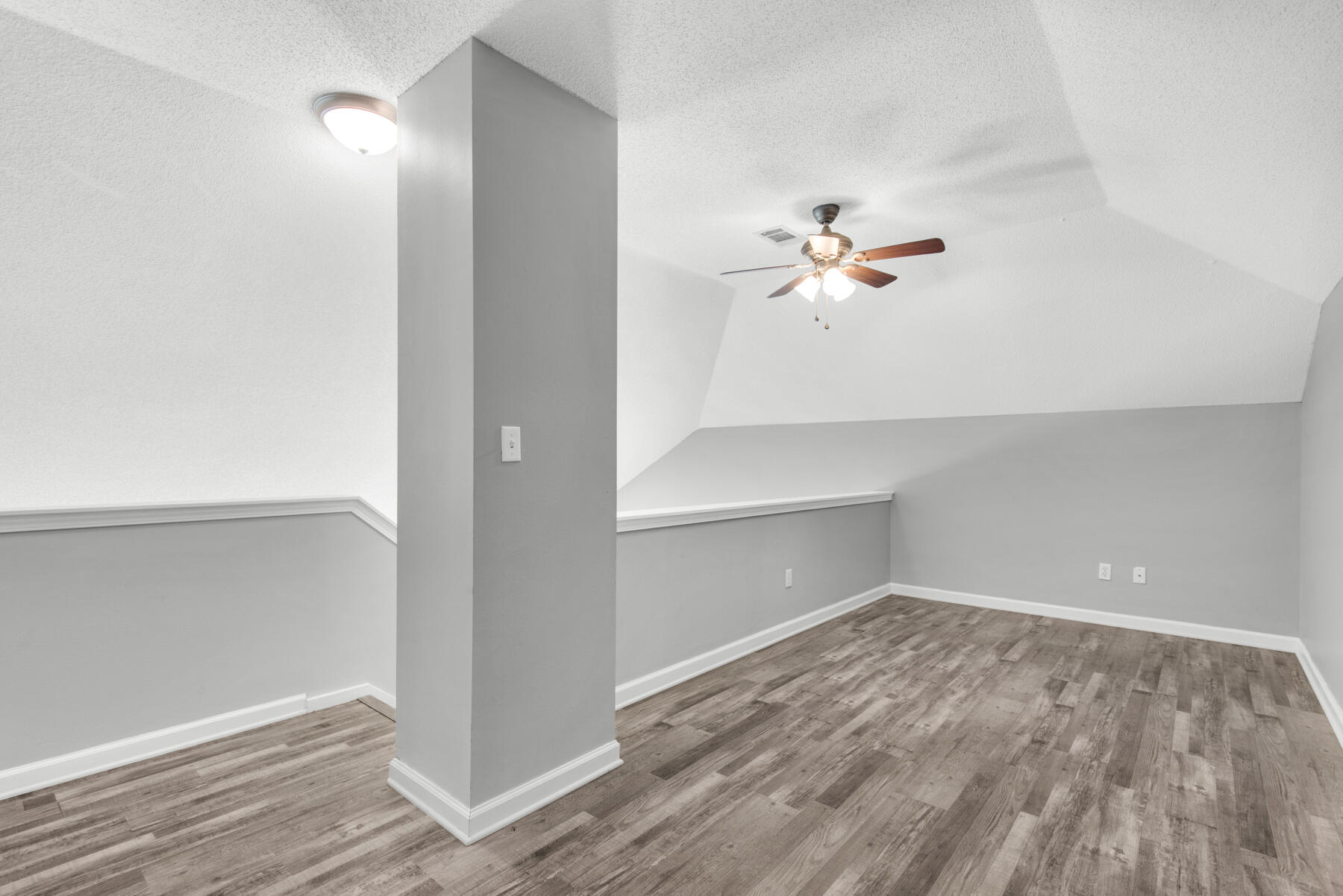 HUNTERS RUN S/D - Residential