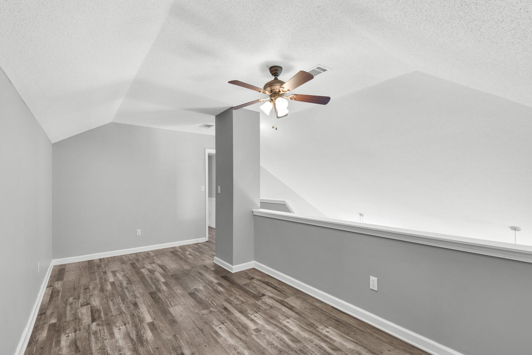 HUNTERS RUN S/D - Residential