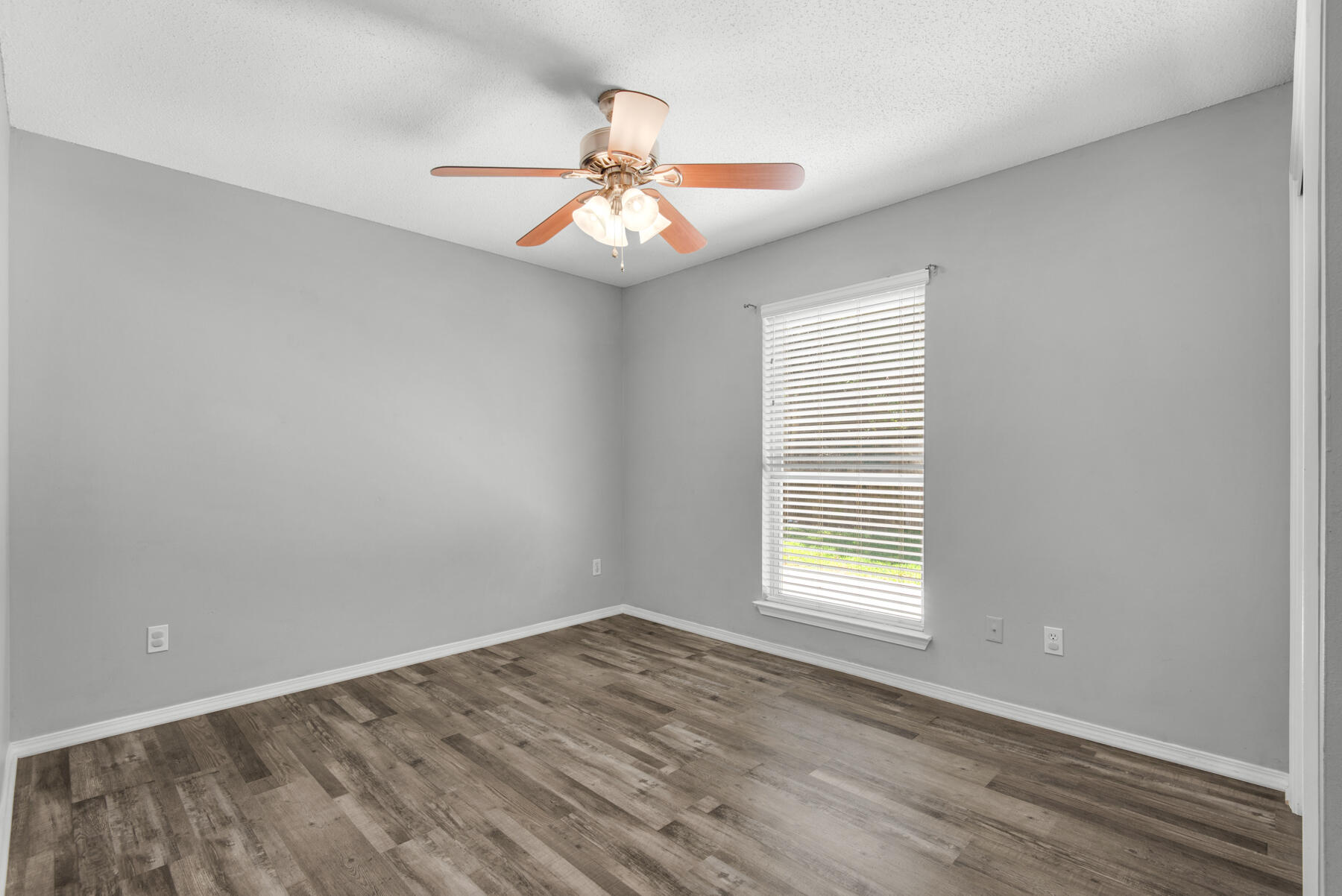 HUNTERS RUN S/D - Residential
