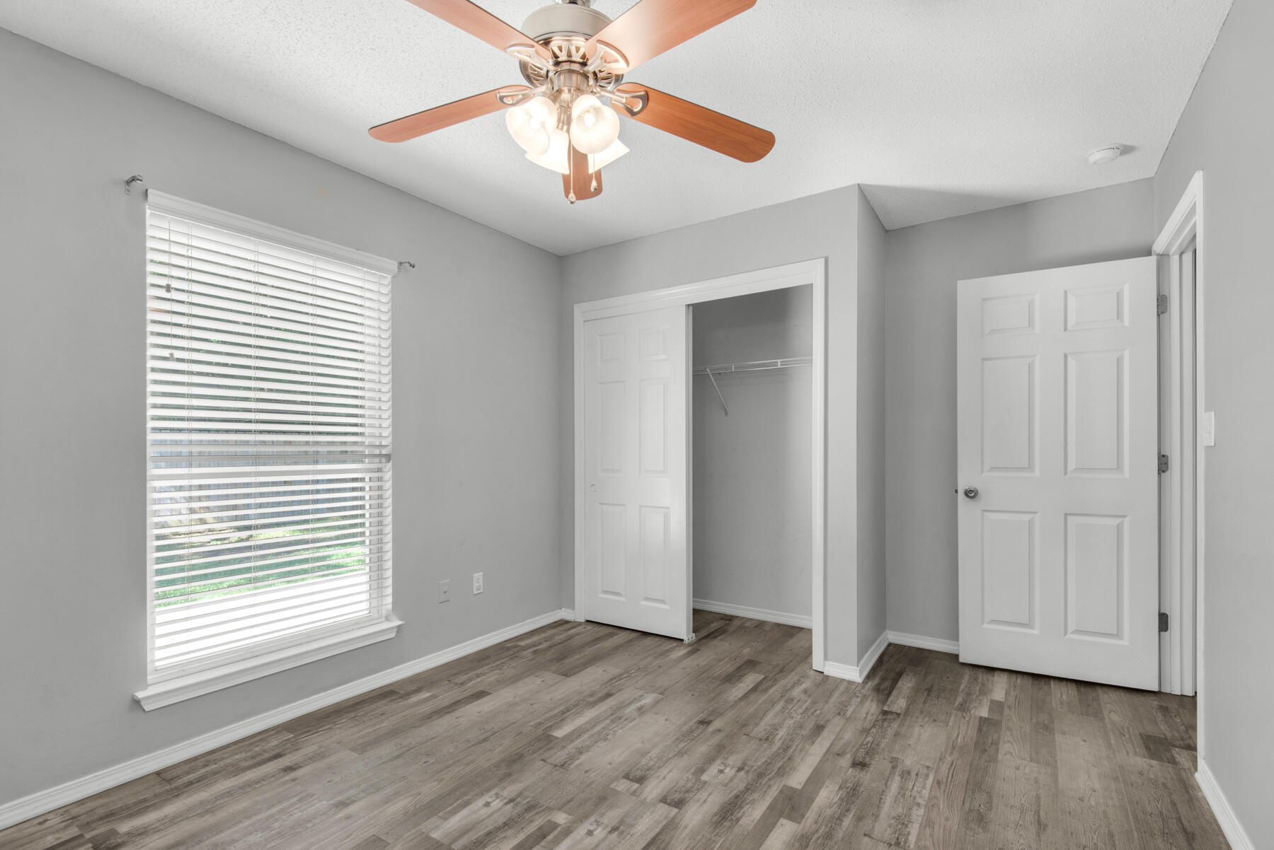 HUNTERS RUN S/D - Residential
