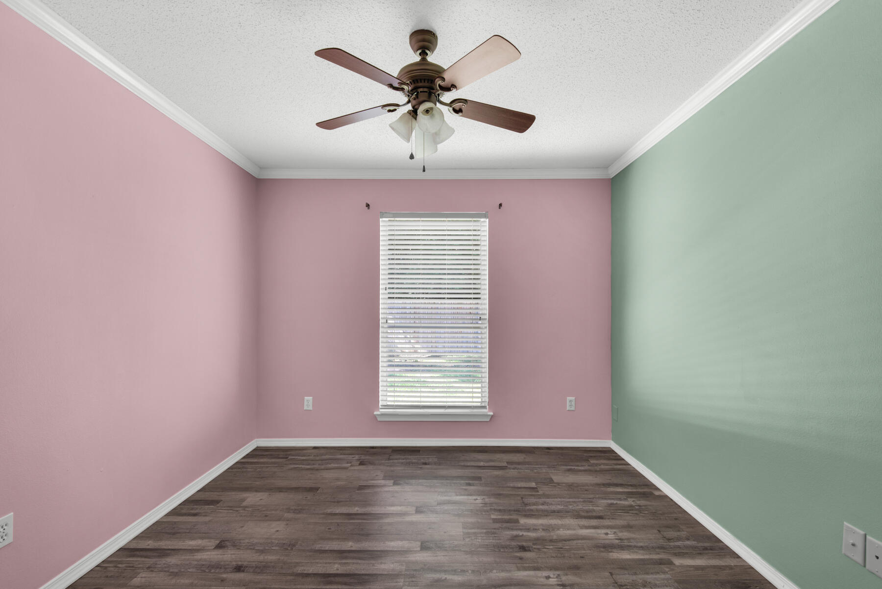 HUNTERS RUN S/D - Residential