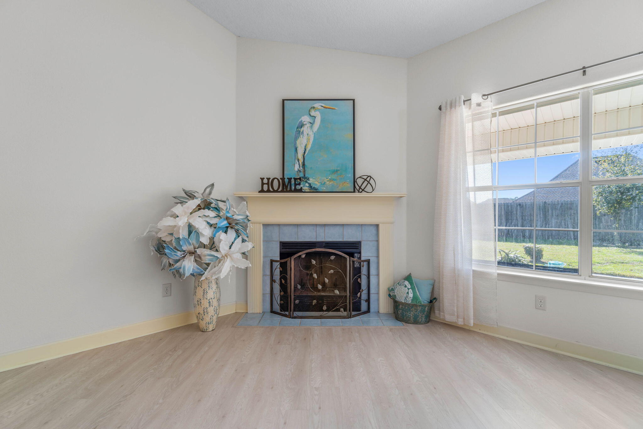 LIVE OAK - Residential