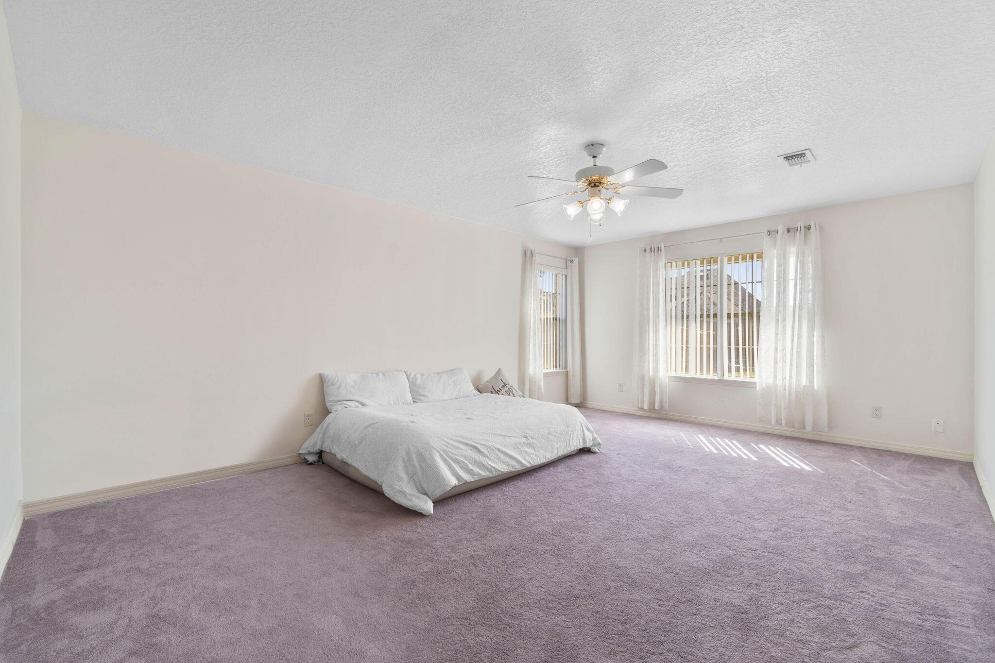 LIVE OAK - Residential