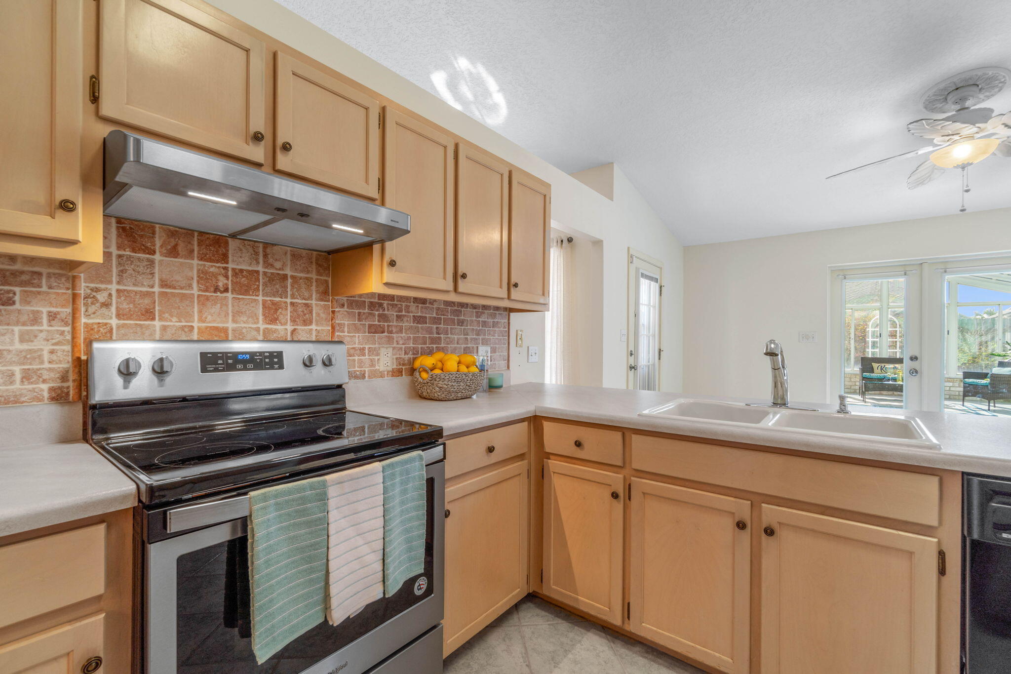 LIVE OAK - Residential