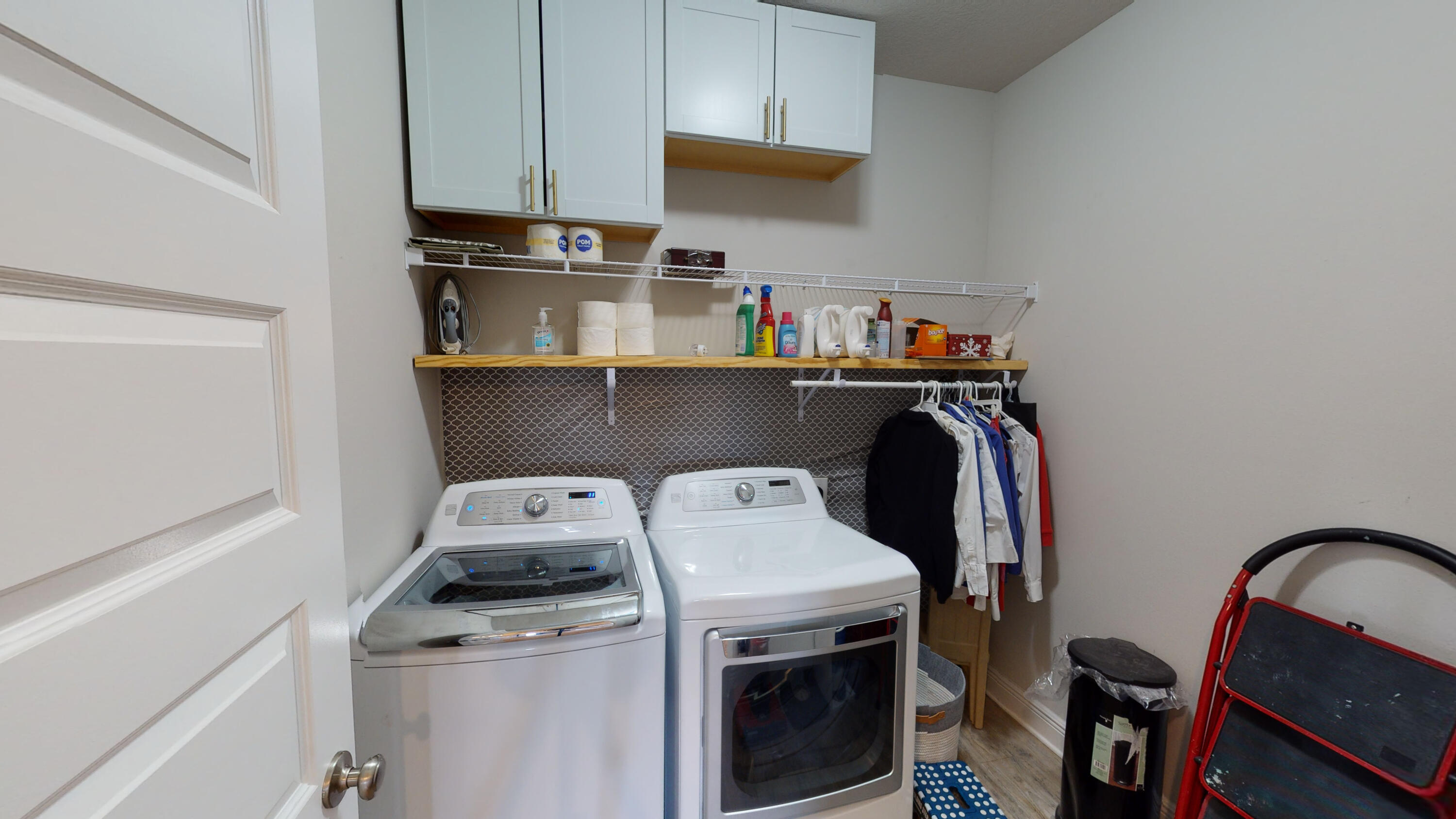 TREASURE ISLE ESTATES - Residential