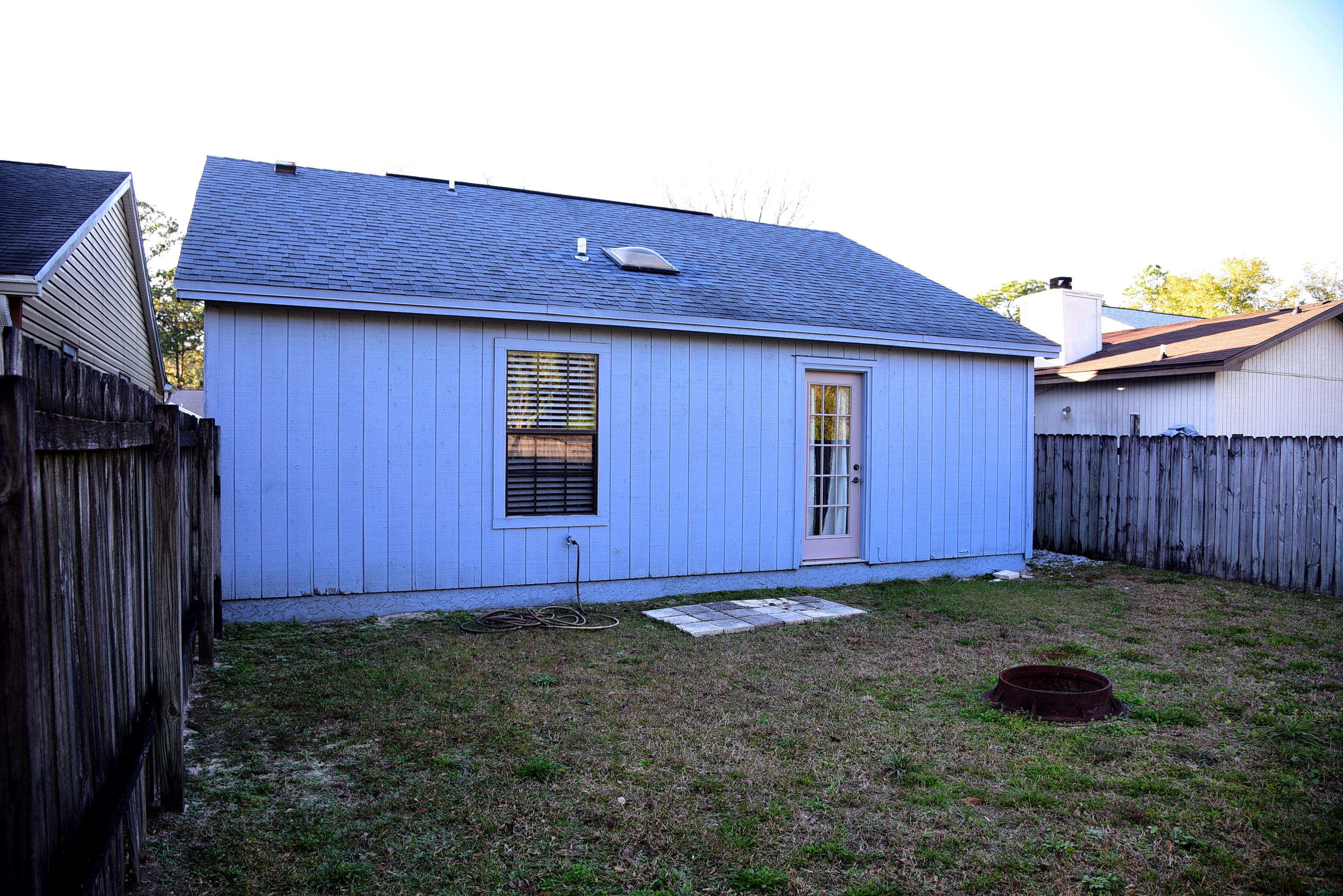 KELLY HILL ESTATES - Residential Lease