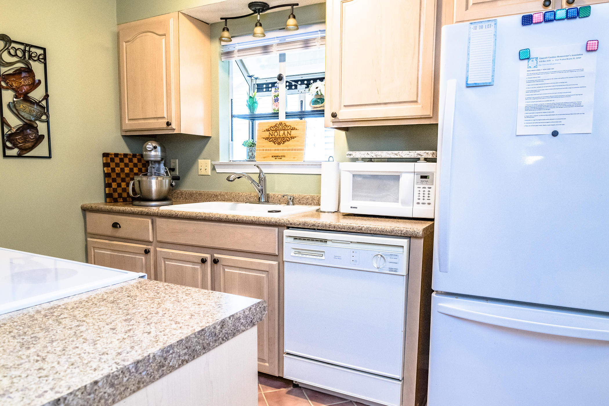 EMERALD GARDENS - Residential