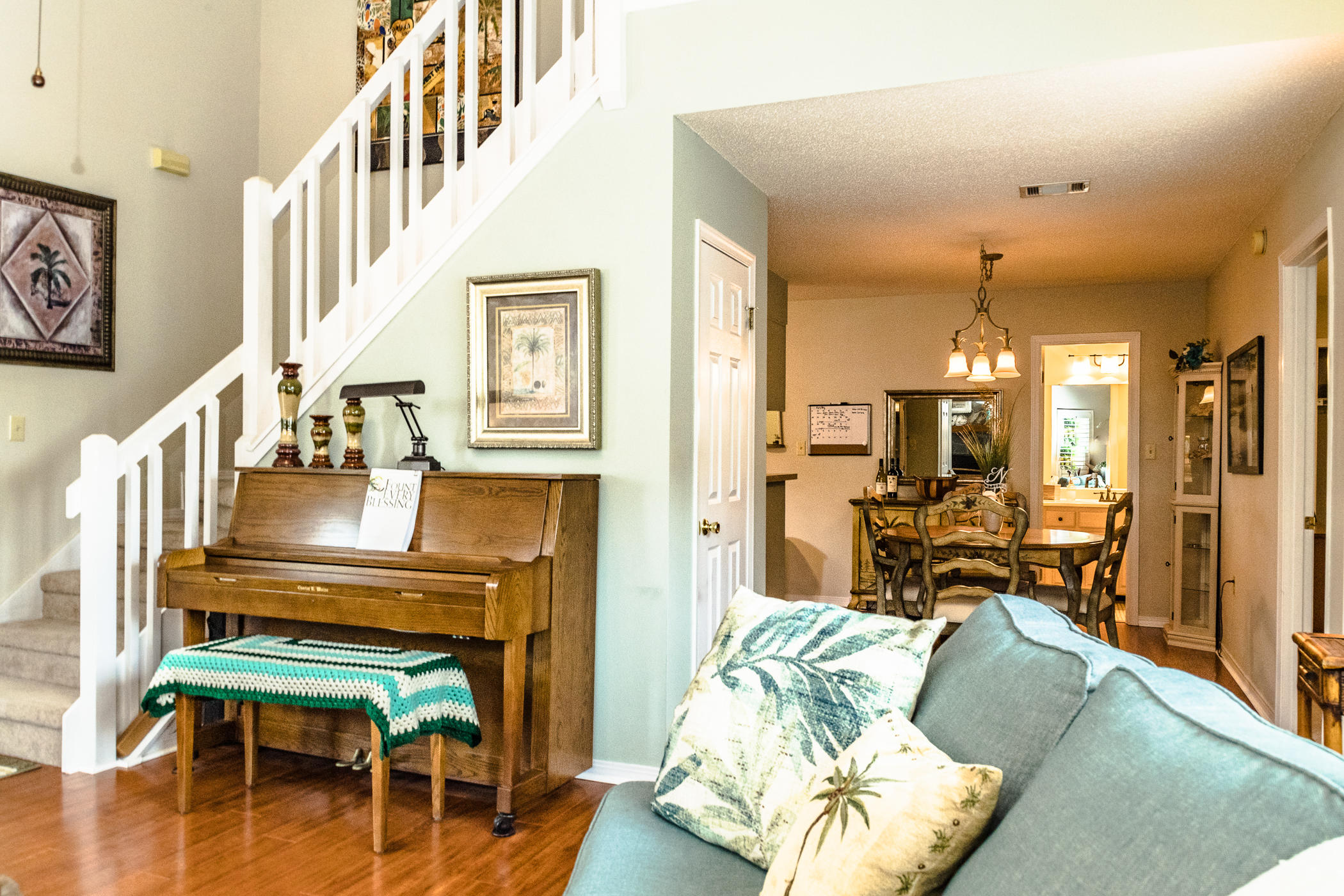 EMERALD GARDENS - Residential