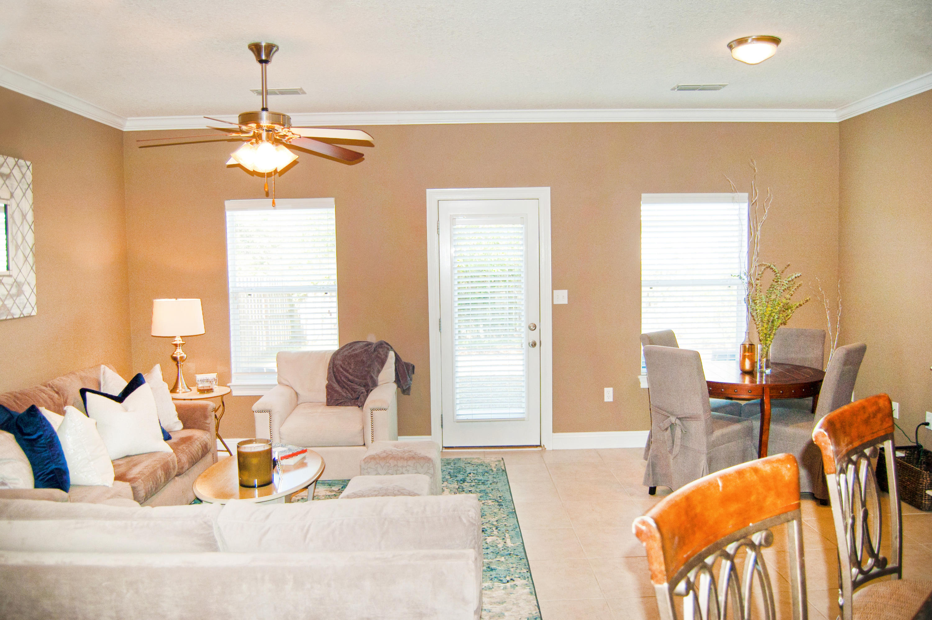 EAGLE BAY - Residential