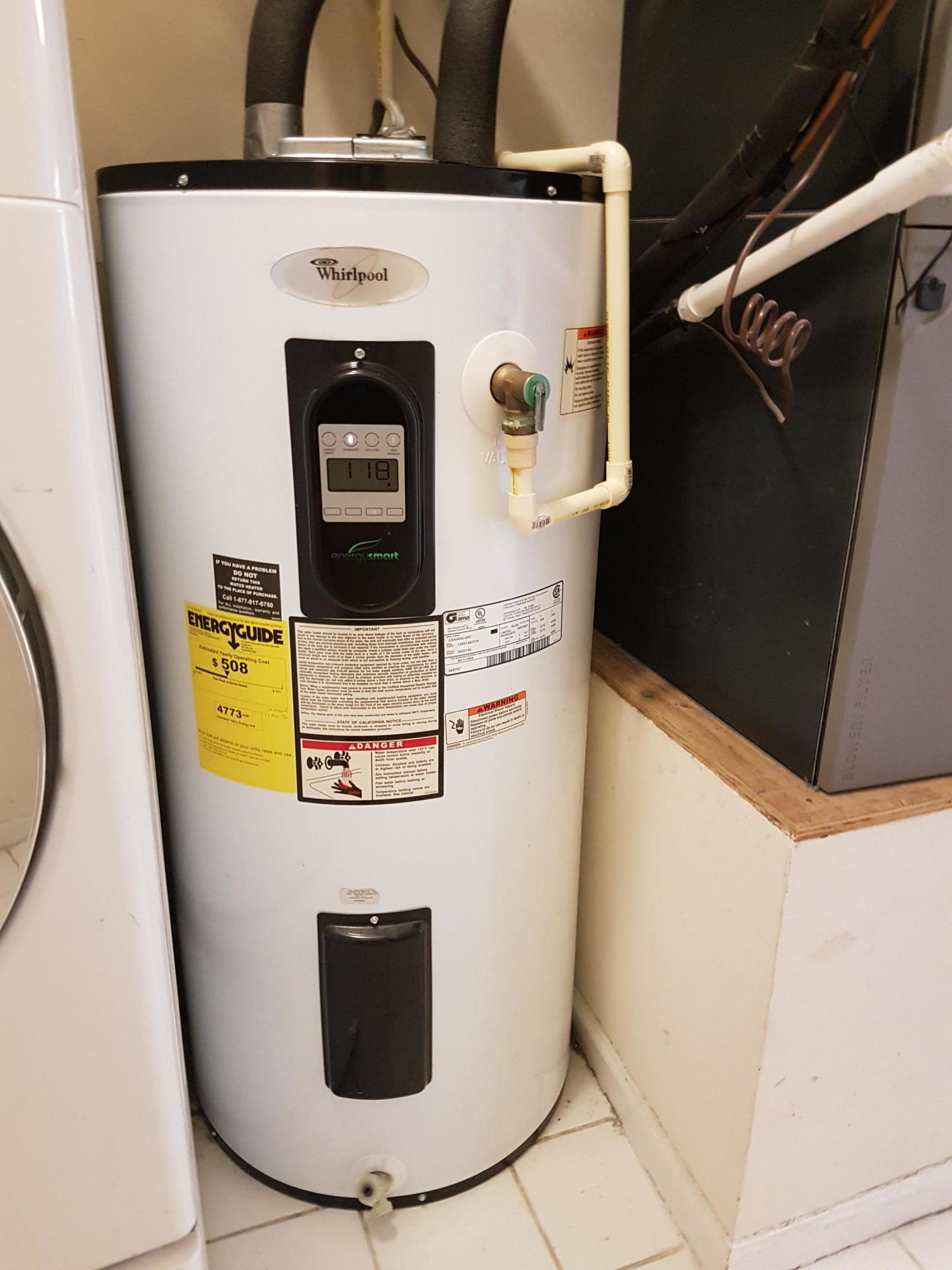 PINEWOOD ESTATES - Residential