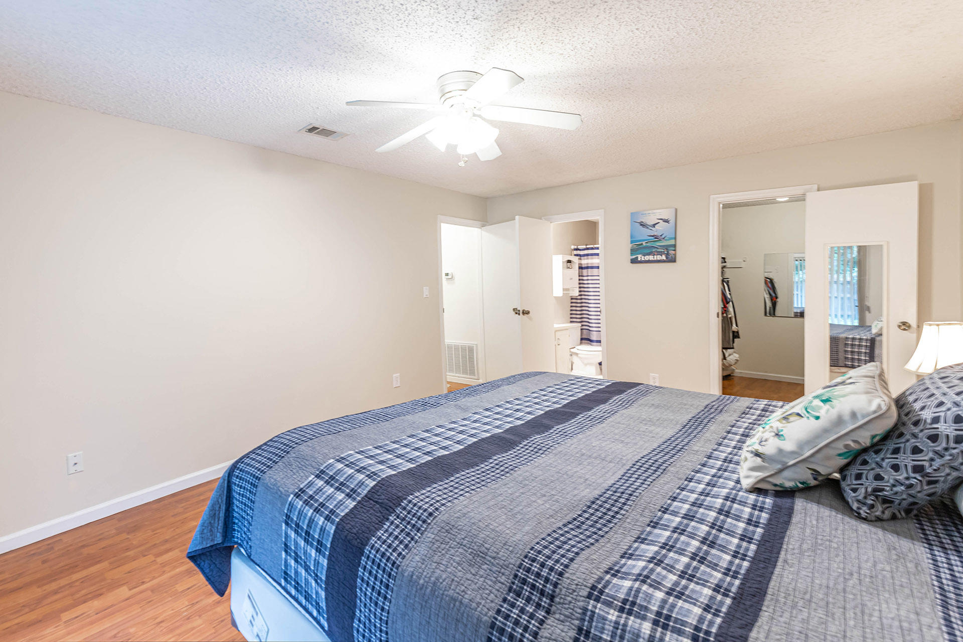 PINEWOOD ESTATES - Residential