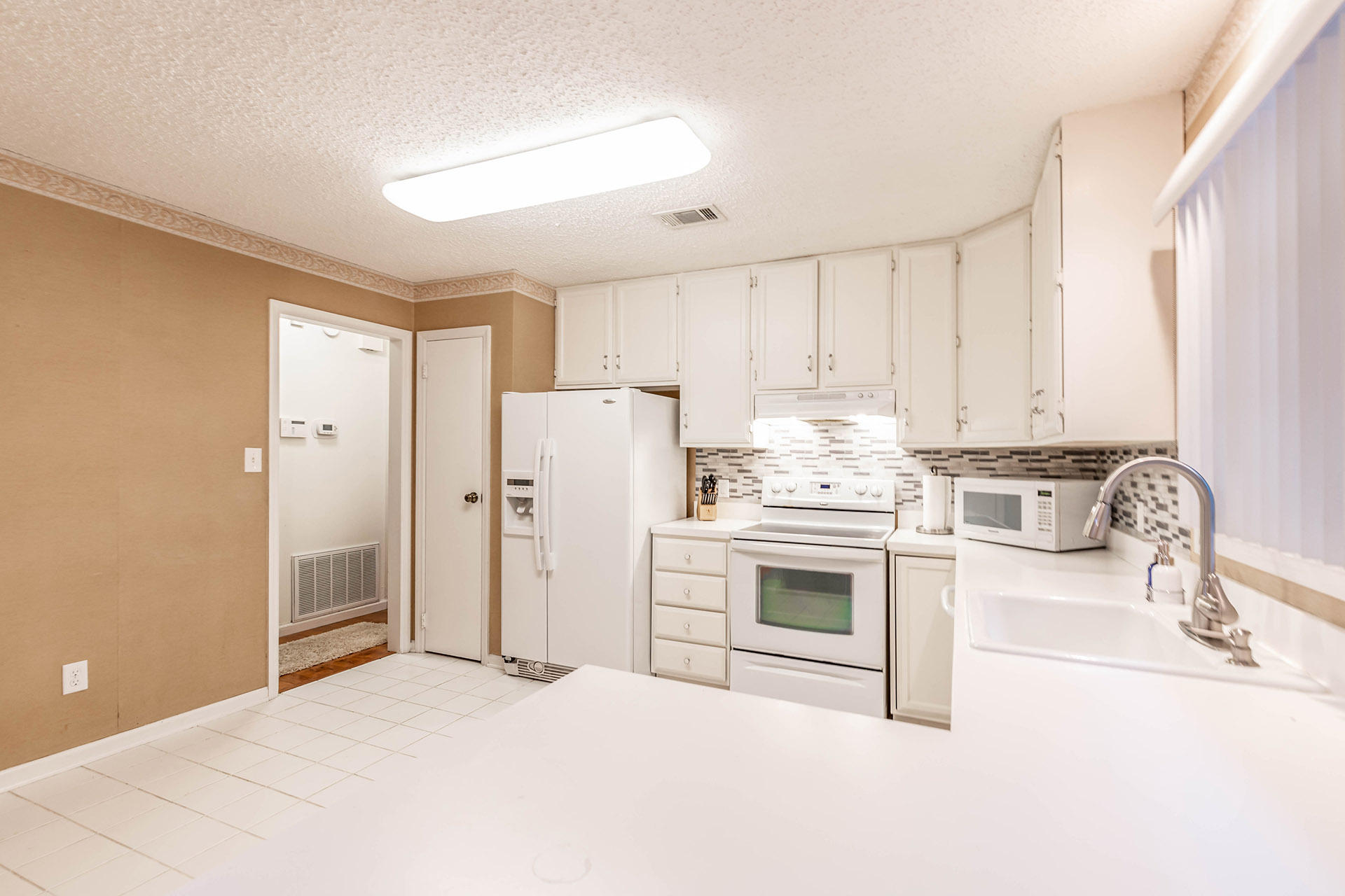 PINEWOOD ESTATES - Residential