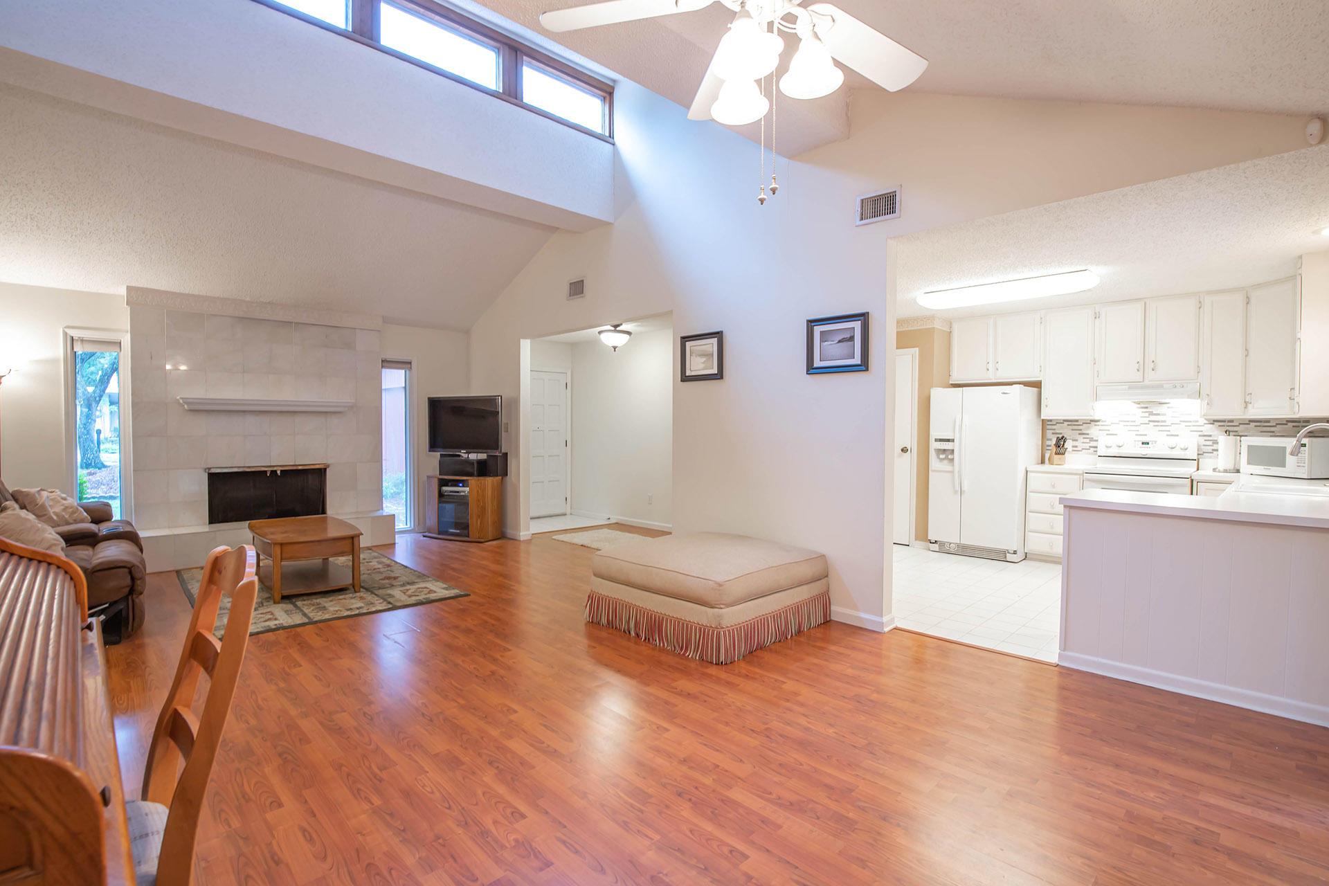 PINEWOOD ESTATES - Residential