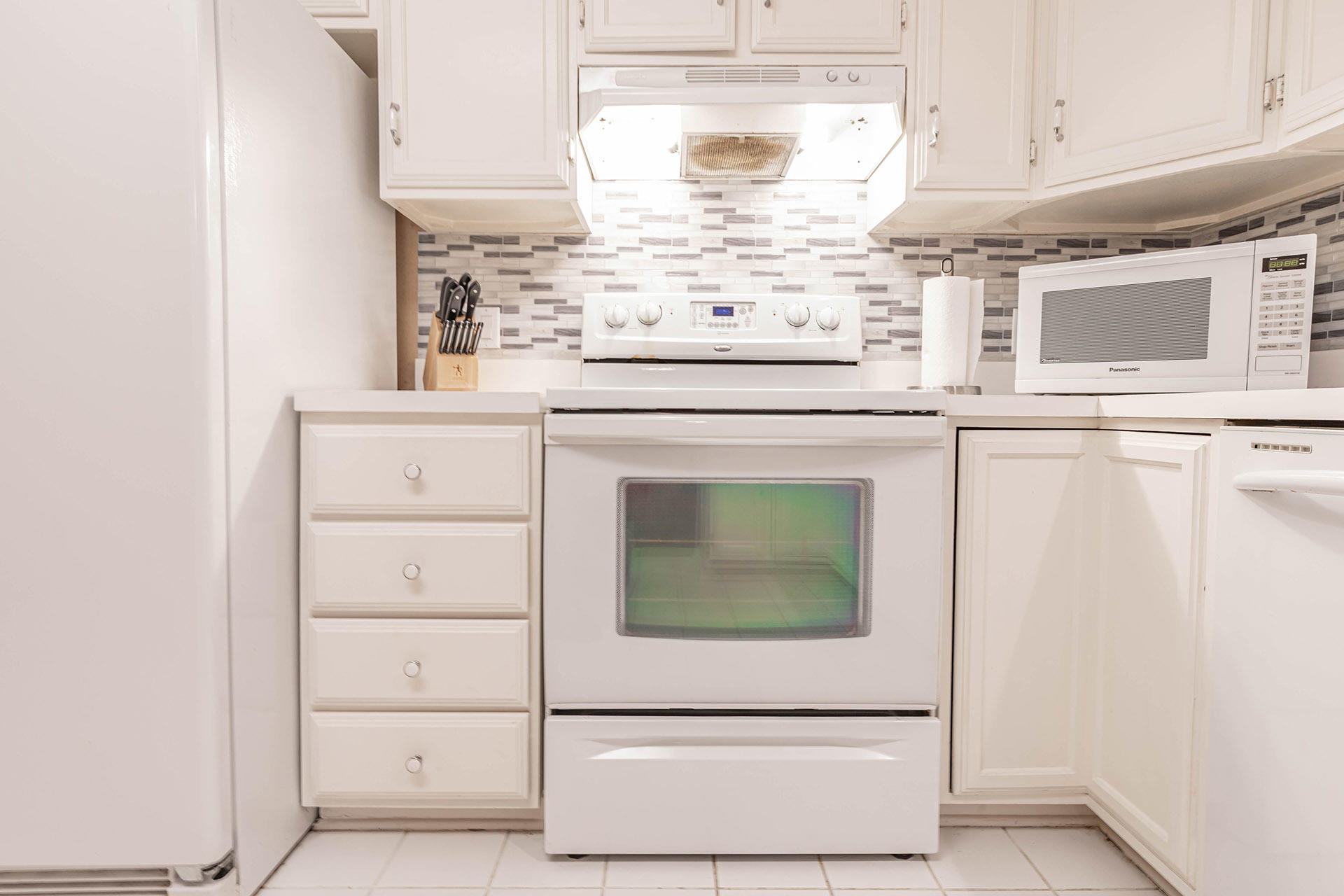 PINEWOOD ESTATES - Residential