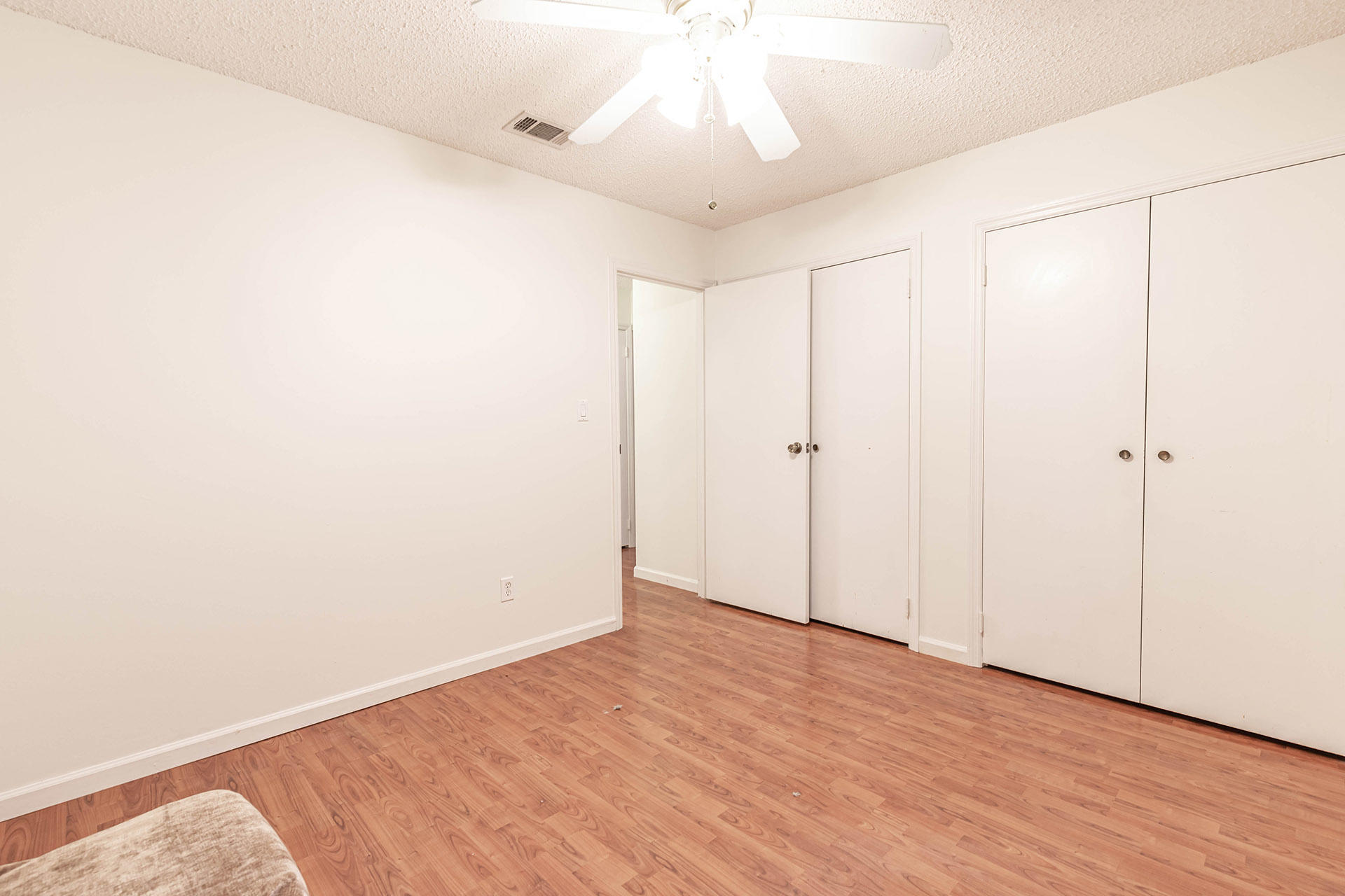 PINEWOOD ESTATES - Residential