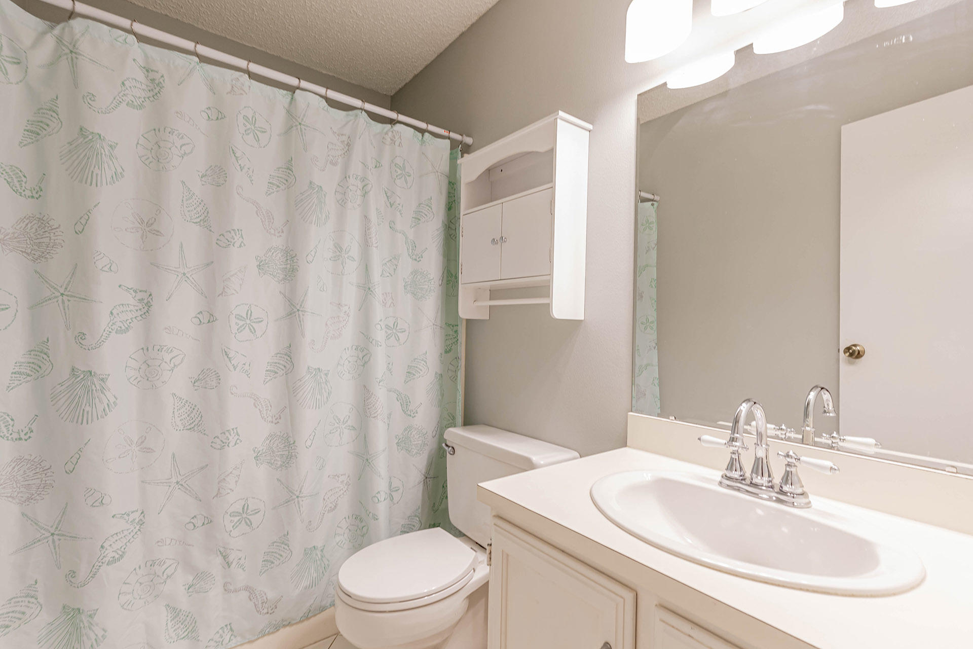 PINEWOOD ESTATES - Residential