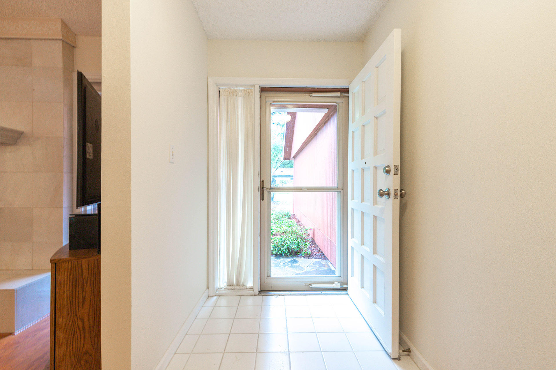 PINEWOOD ESTATES - Residential