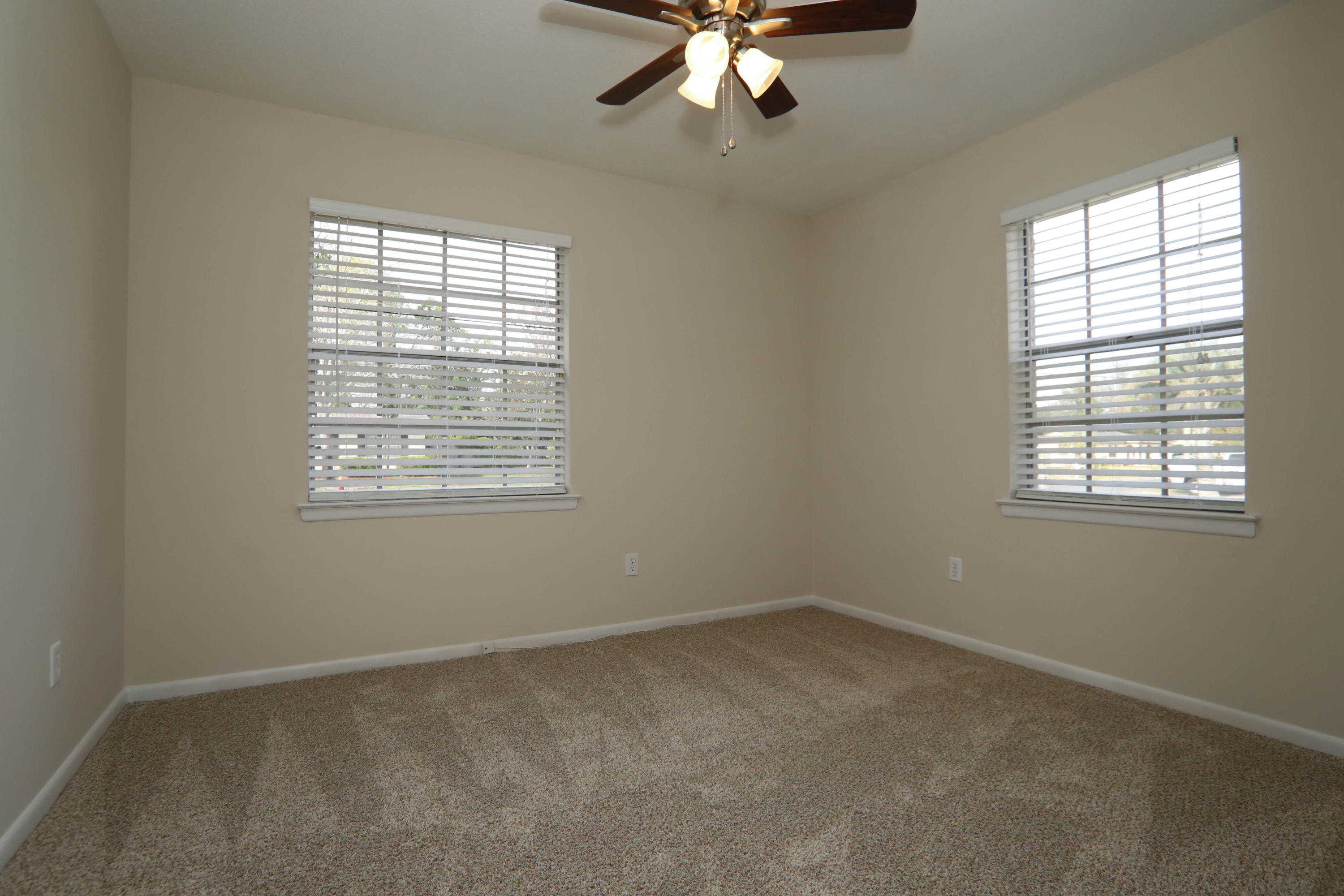 MID PINES - Residential