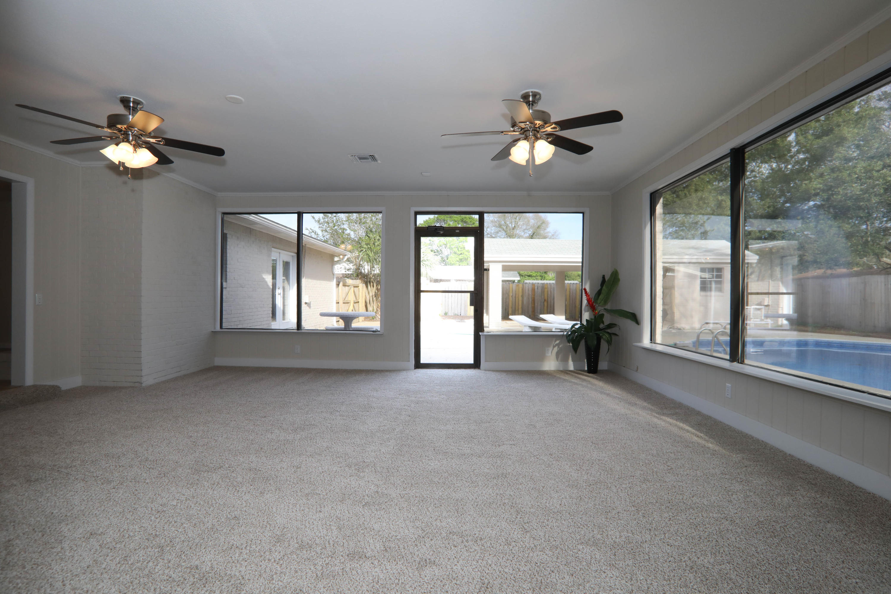 MID PINES - Residential