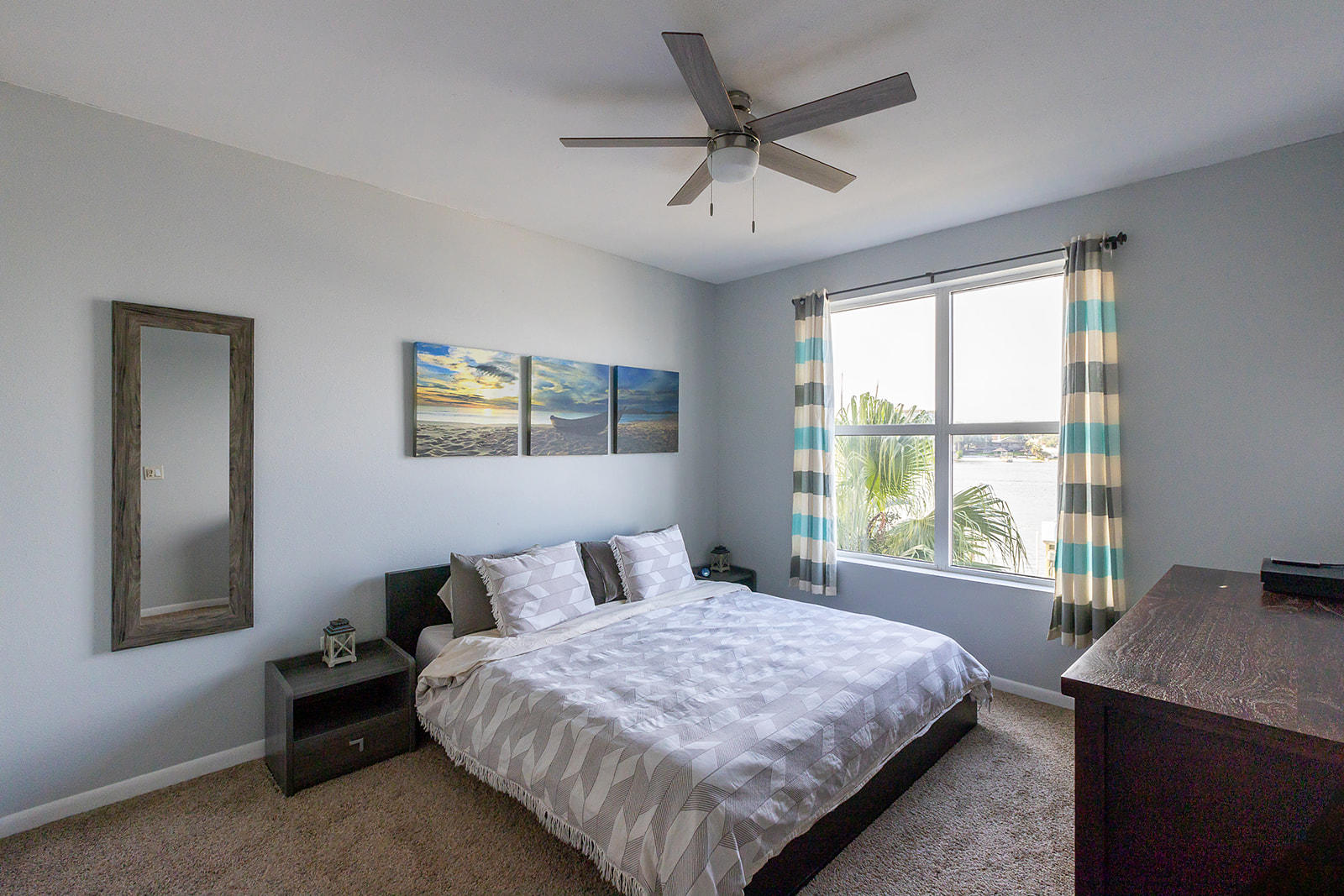 PALM COURT YACHT CLUB - Residential