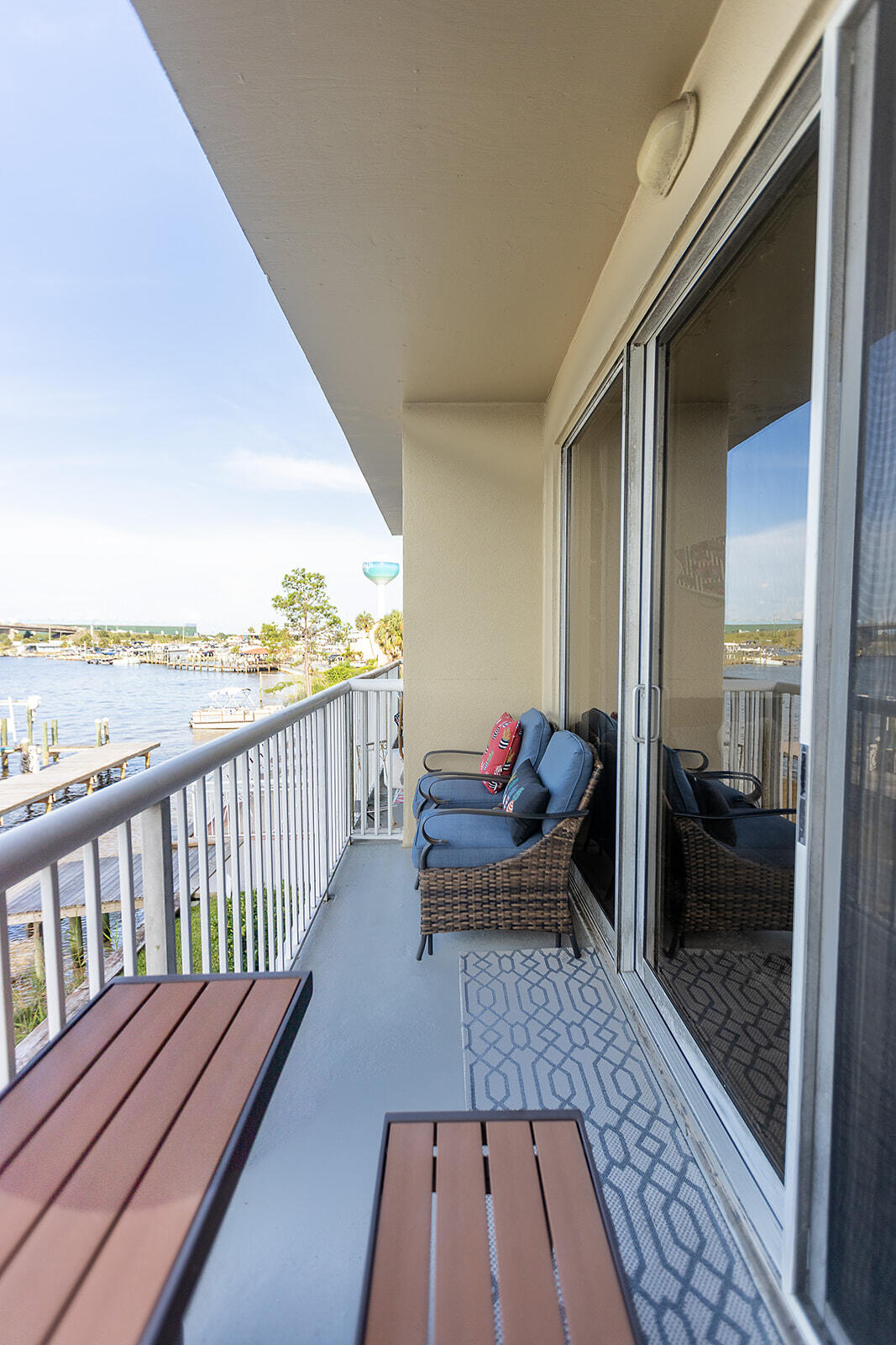 PALM COURT YACHT CLUB - Residential