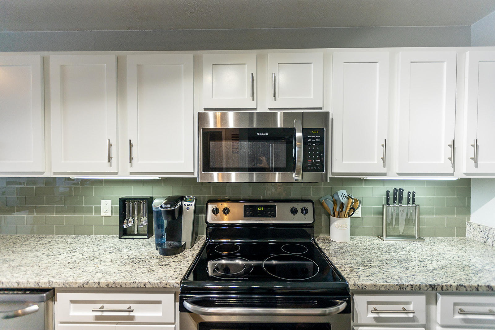 PALM COURT YACHT CLUB - Residential