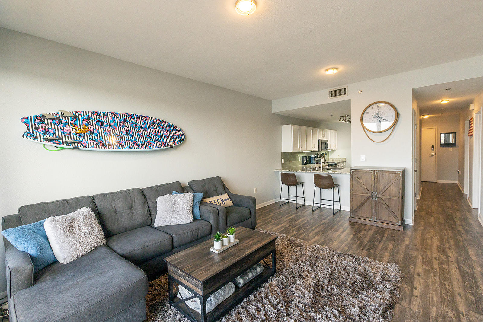 PALM COURT YACHT CLUB - Residential