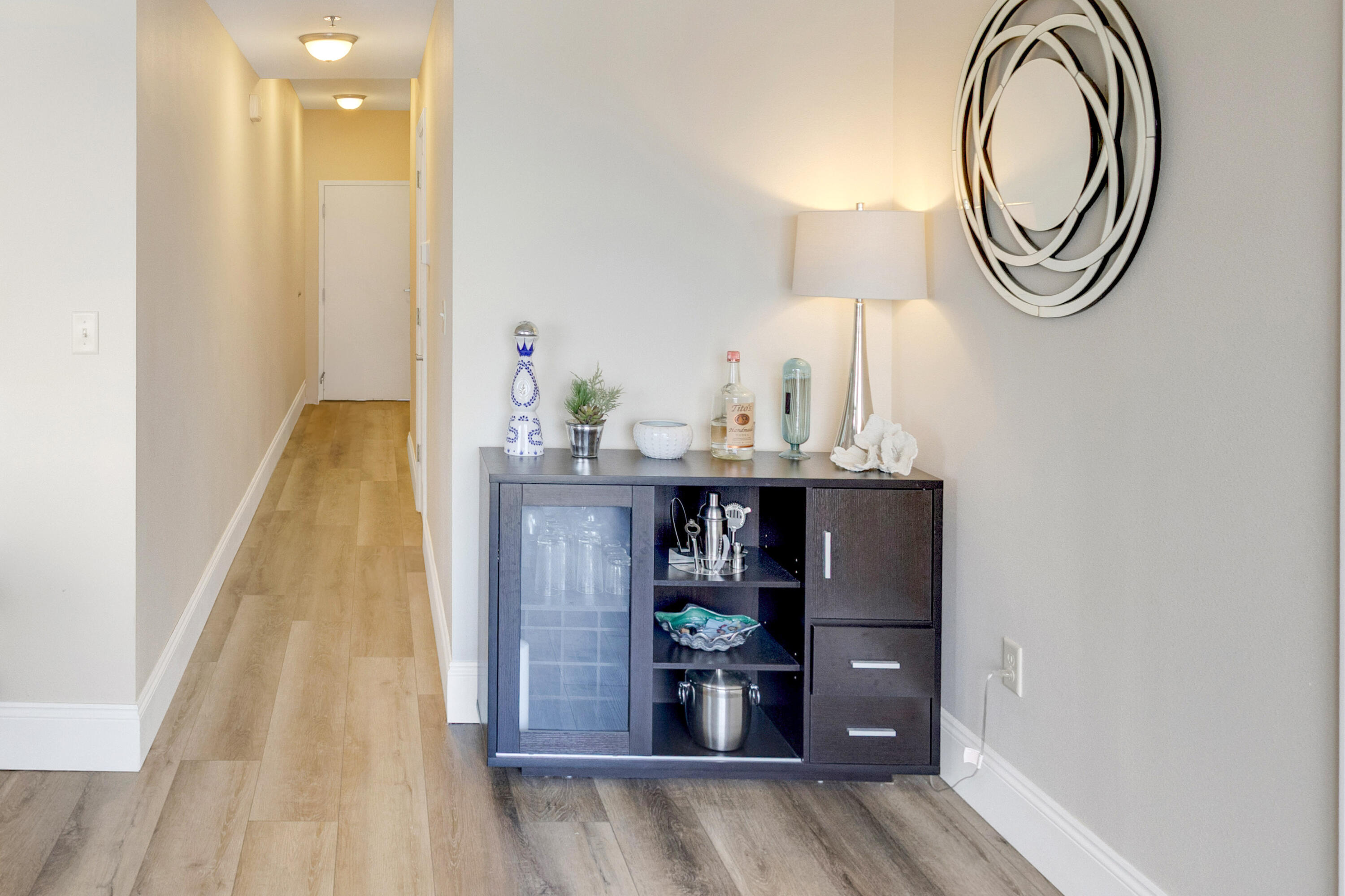 PALM COURT YACHT CLUB - Residential