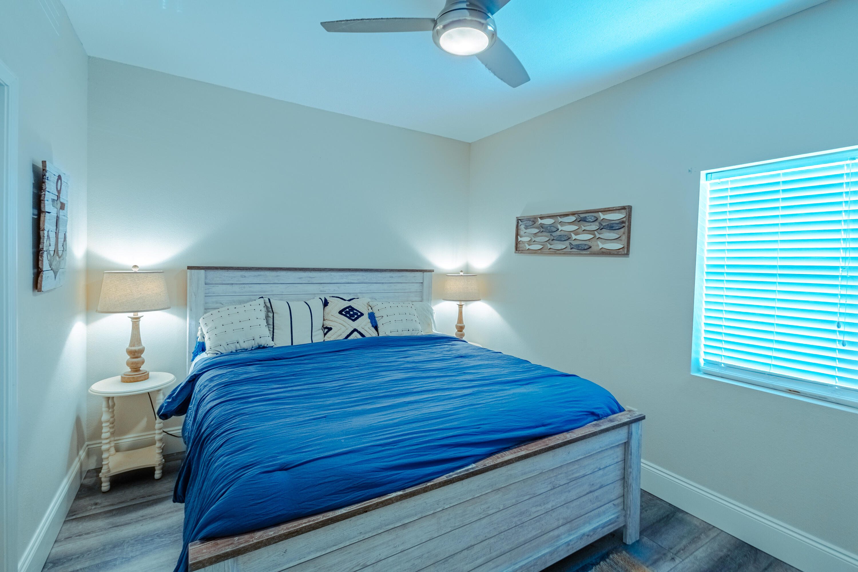 PALM COURT YACHT CLUB - Residential