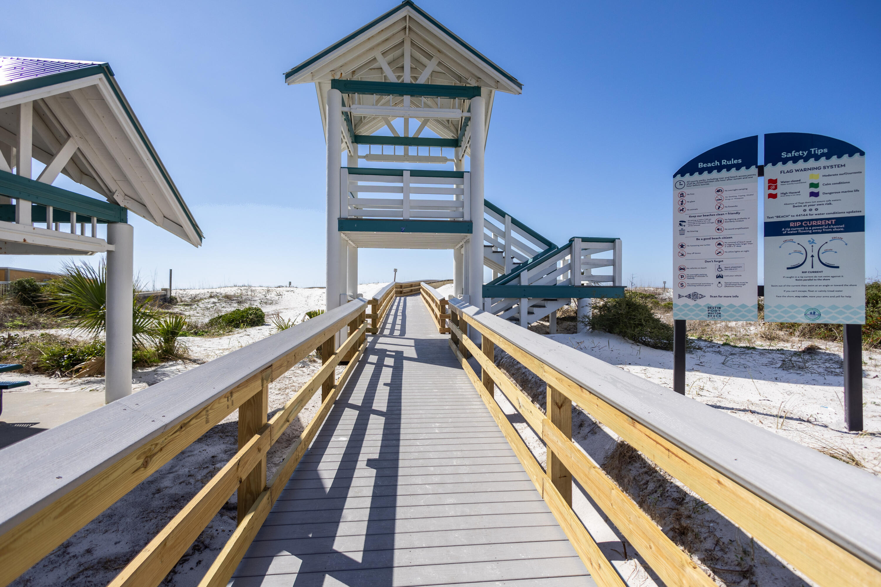 PALM COURT YACHT CLUB - Residential